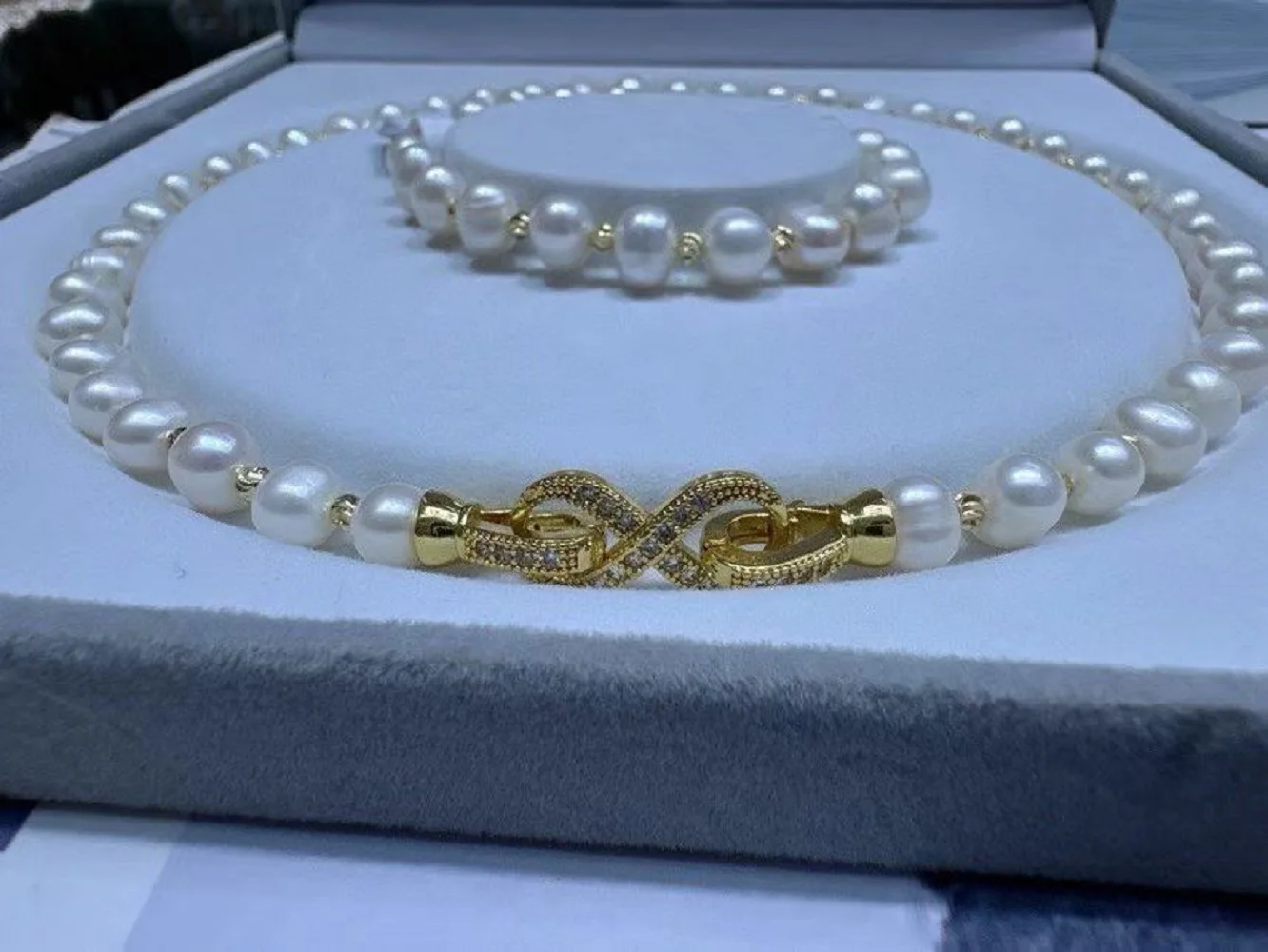 Лидер продаж ожерелье AAA8-9 мм из натурального японского жемчуга ожерелье 18 дюймов + браслет 7,5-8 дюймов комплект 925s
Лидер продаж ожерелье AAA8-9 мм из натурального японского жемчуга ожерелье 18 дюймов + браслет 7,5-8 дюймов комплект 925s