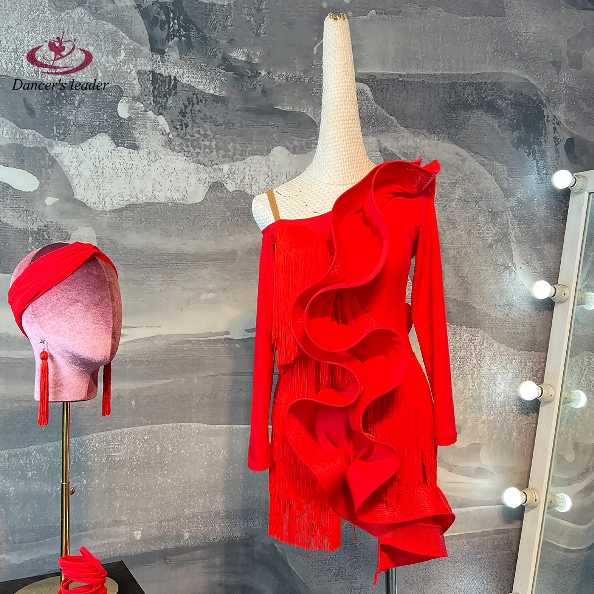 Latin Dance AB Diamond Female Adult Children High end Customized Irregular Ruffle Tango Samba Performance Dress
Latin Dance AB Diamond Female Adult Children High end Customized Irregular Ruffle Tango Samba Performance Dress