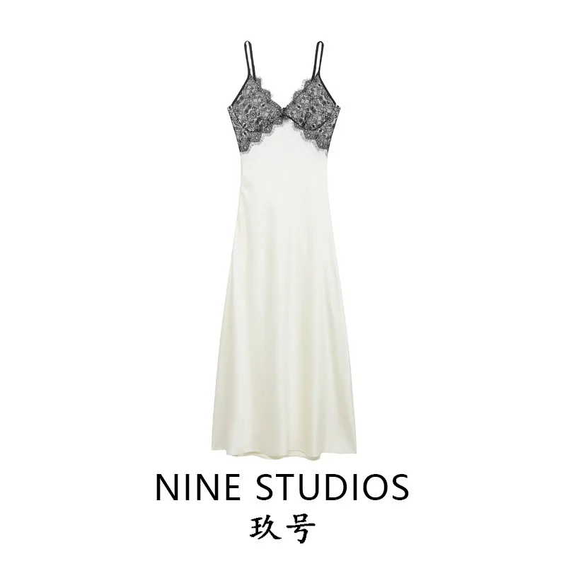 Sexy Lace Splice V-neck Backless Long Dress Nine Zar Women's Fashion Strapless Gown A-line Skirt Casual Wear Polyester Fiber
Sexy Lace Splice V-neck Backless Long Dress Nine Zar Women's Fashion Strapless Gown A-line Skirt Casual Wear Polyester Fiber