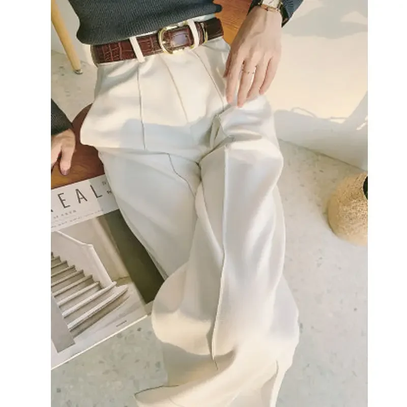 White Ladies Pants Solid Loose High Waist New Wide Leg Pants Fashion Casual Women's Pants Suit Button Straight Pants
White Ladies Pants Solid Loose High Waist New Wide Leg Pants Fashion Casual Women's Pants Suit Button Straight Pants
