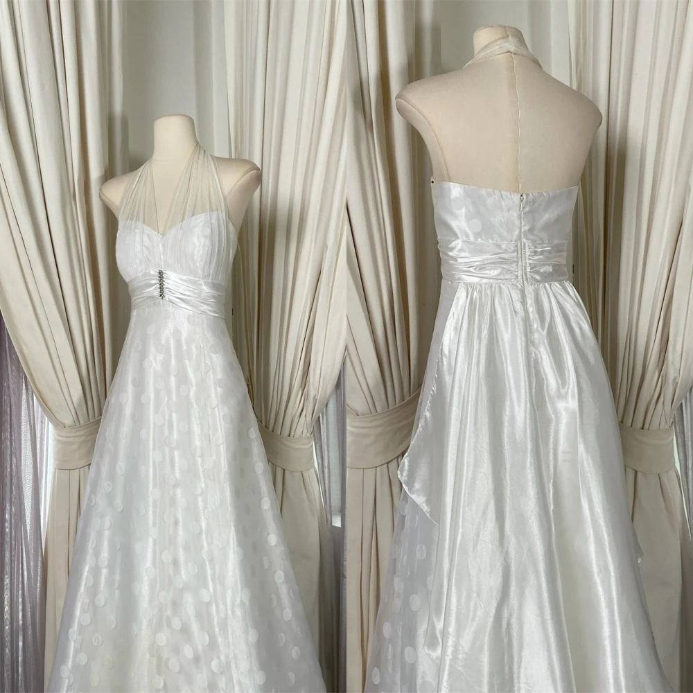 Белое атласное вечернее платье по индивидуальному заказу, нежное платье без бретелек без рукавов для выпускного вечера, современное платье для выпускного вечера на молнии сзади 
Белое атласное вечернее платье по индивидуальному заказу, нежное платье без бретелек без рукавов для выпускного вечера, современное платье для выпускного вечера на молнии сзади