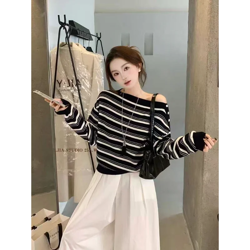 Striped Korean Color-blocked Sweater and Knitted Loose Slanted Shoulder Top
Striped Korean Color-blocked Sweater and Knitted Loose Slanted Shoulder Top