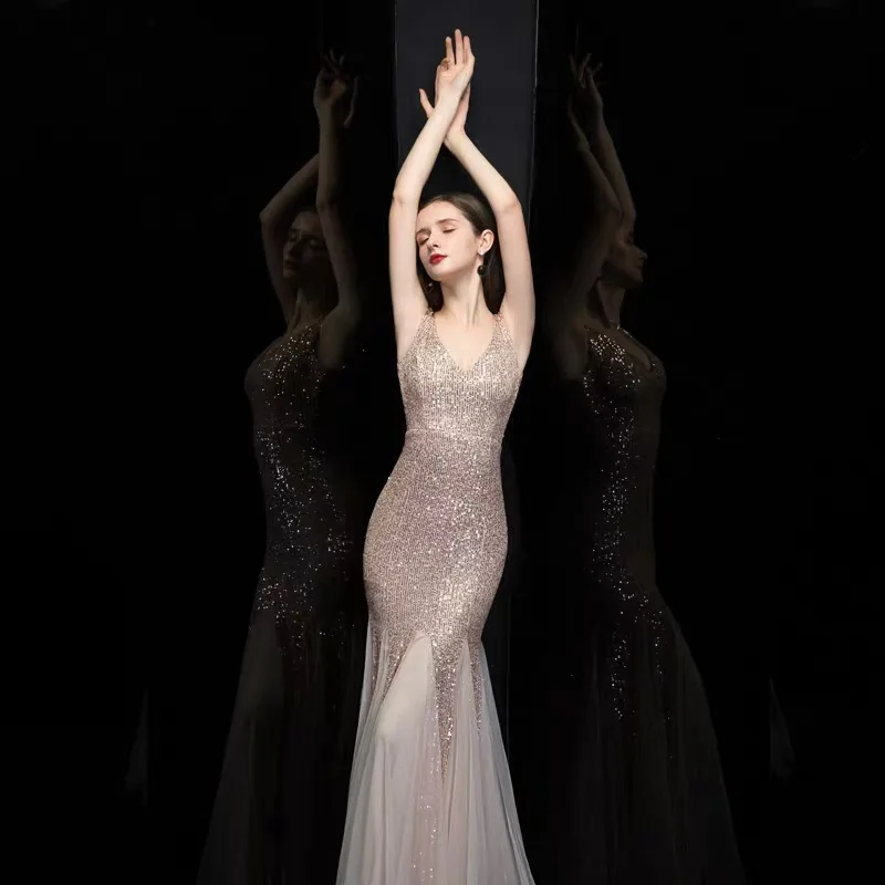 New Sexy Fish Tail Sequin V Neck Evening Dress Hostess Gown for Women New 2025 Party Queen Atmosphere Ball Gown Wedding Dress
New Sexy Fish Tail Sequin V Neck Evening Dress Hostess Gown for Women New 2025 Party Queen Atmosphere Ball Gown Wedding Dress