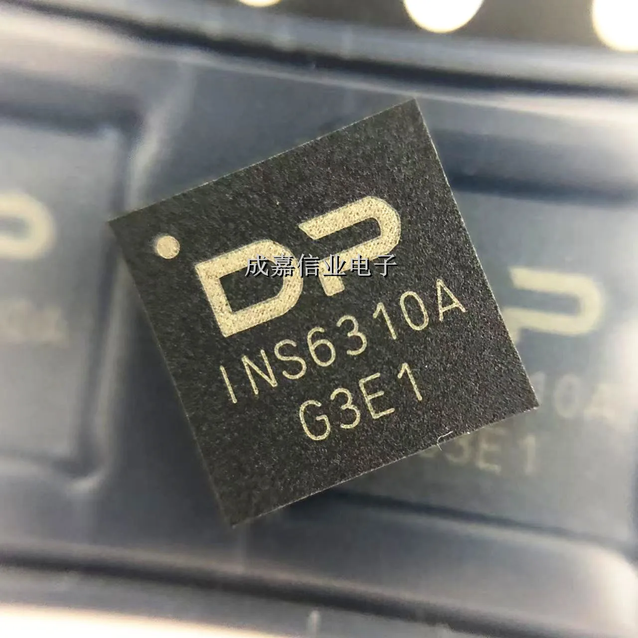 5 шт./лот INS6310A QFN-48 INS6310 Чип буфера тактовых сигналов 2,5В-3,3В 3100МГц 10 выходных каналов
5 шт./лот INS6310A QFN-48 INS6310 Чип буфера тактовых сигналов 2,5В-3,3В 3100МГц 10 выходных каналов