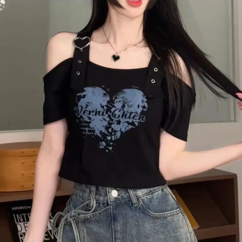 Women's Summer Hip Hop Cool Off-Shoulder T-Shirts 2025 New Lady Fashion Print Heart Letter Crop Tops Trendy Short Tees Female
Women's Summer Hip Hop Cool Off-Shoulder T-Shirts 2025 New Lady Fashion Print Heart Letter Crop Tops Trendy Short Tees Female
