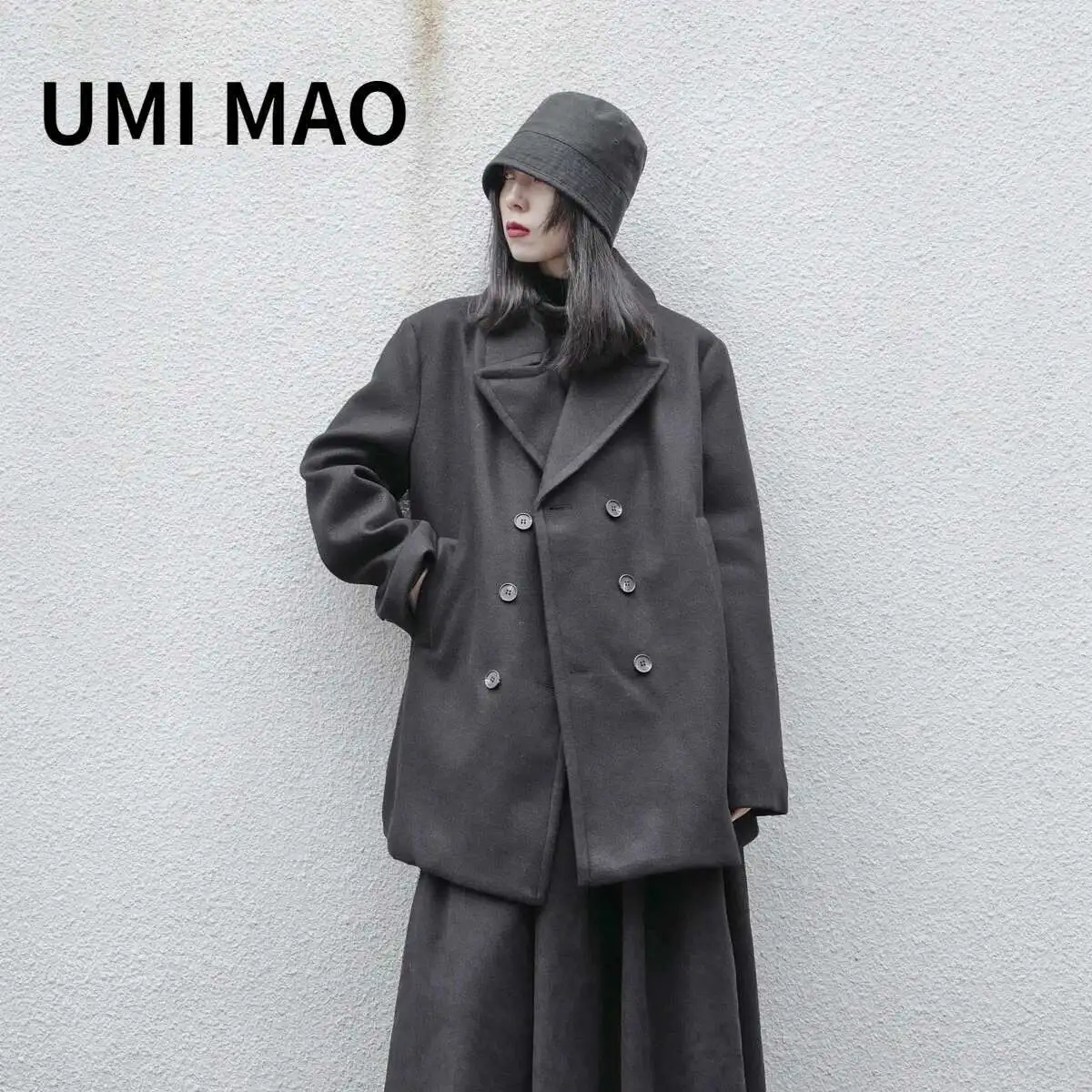 UMI MAO Yamamoto темное пальто весна для мужчин и женщин свободный японский дизайнерский нишевый пуловер свитер с круглым вырезом женское пальто
UMI MAO Yamamoto темное пальто весна для мужчин и женщин свободный японский дизайнерский нишевый пуловер свитер с круглым вырезом женское пальто