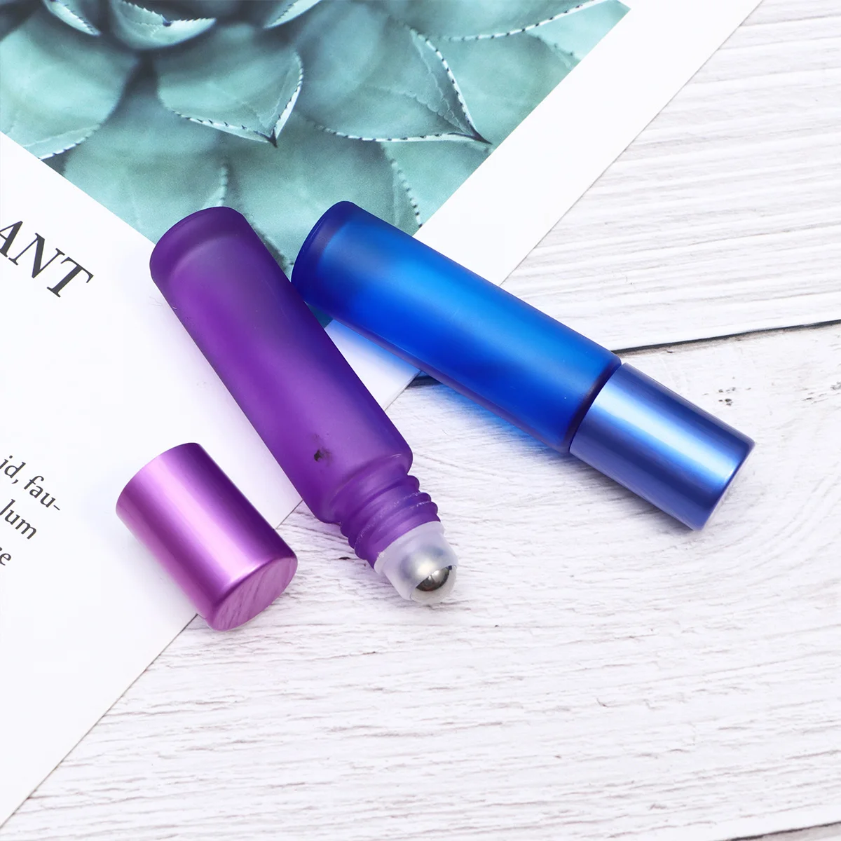 8Pcs Reusable Dispenser Bottles 10Ml Roll-on Glass with Metal Ball Ideal for Essential Oils Fragrance Synthesis Oil
8Pcs Reusable Dispenser Bottles 10Ml Roll-on Glass with Metal Ball Ideal for Essential Oils Fragrance Synthesis Oil