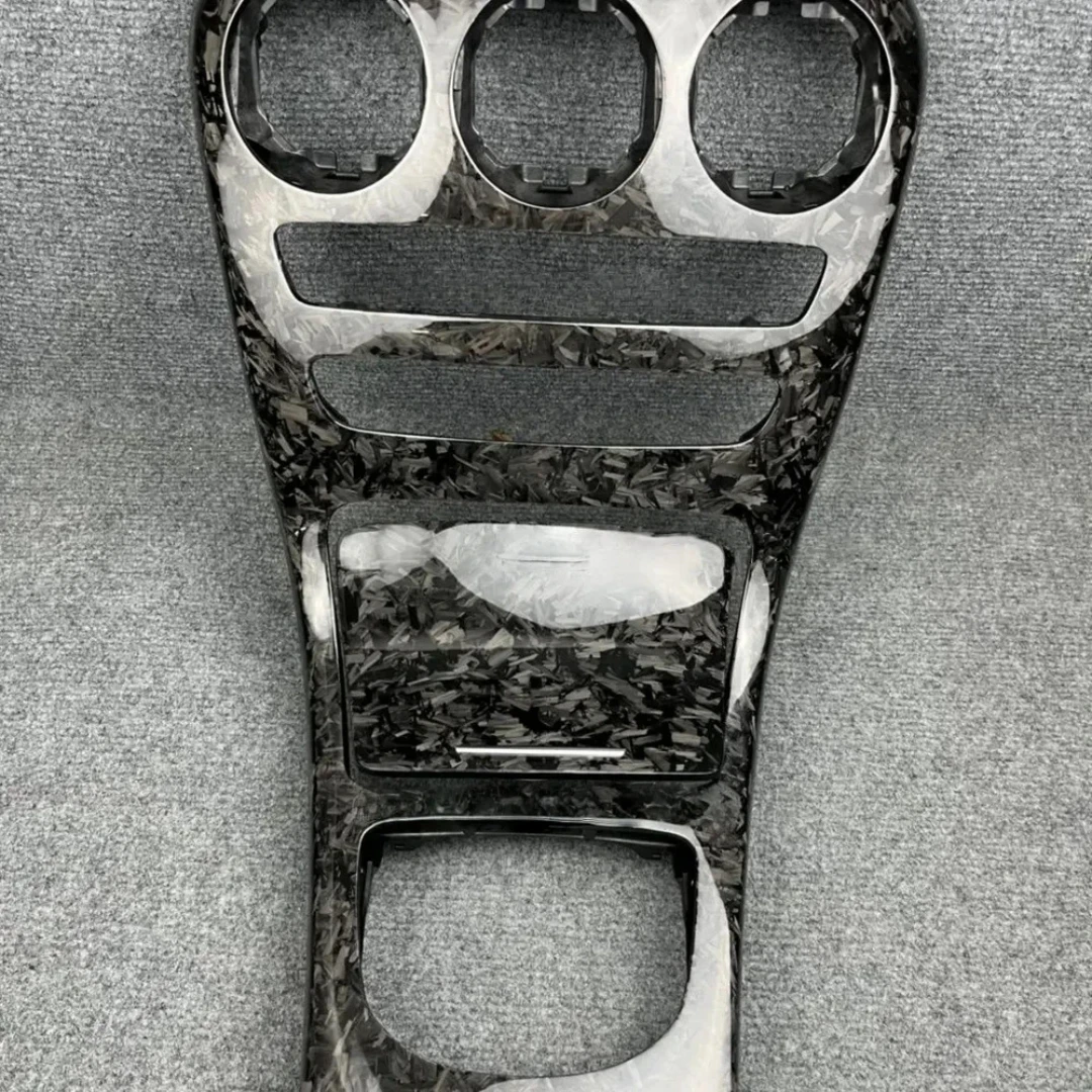 Замена рамы панели переключения передач кованой центральной консоли для Mercedes Benz C GLC Class W205 C260L AMG C260 Customize
Замена рамы панели переключения передач кованой центральной консоли для Mercedes Benz C GLC Class W205 C260L AMG C260 Customize