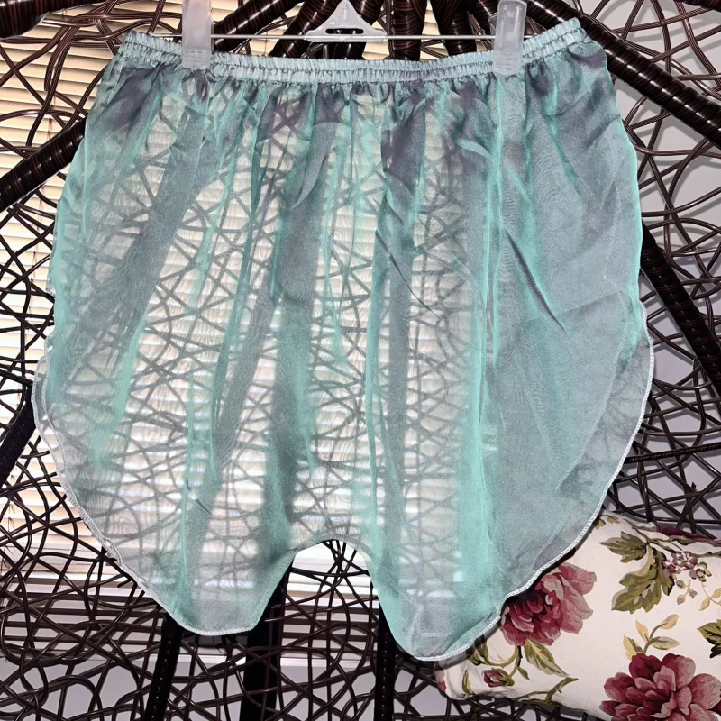 See Through Glossy Thin Voile Lingerie Panties Women Men Plus Size Underwear High Waist Transparent Sexy Sleeping Bottoms
See Through Glossy Thin Voile Lingerie Panties Women Men Plus Size Underwear High Waist Transparent Sexy Sleeping Bottoms