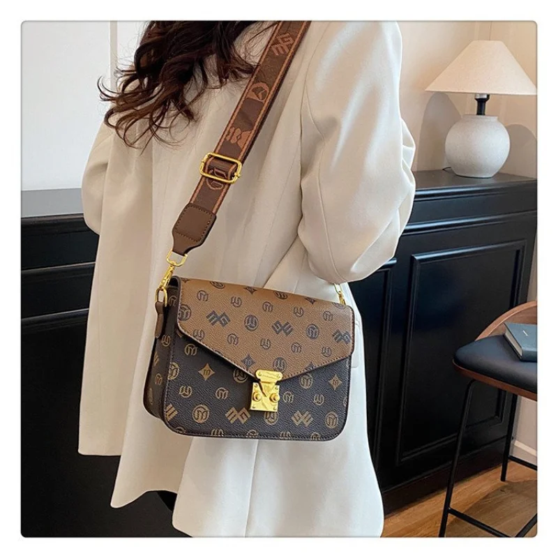 Popular Classic High-End Leather Women's Crossbody Bag Luxury Brand Fashionable Elegant Elegant Trim Vintage Bag
Popular Classic High-End Leather Women's Crossbody Bag Luxury Brand Fashionable Elegant Elegant Trim Vintage Bag