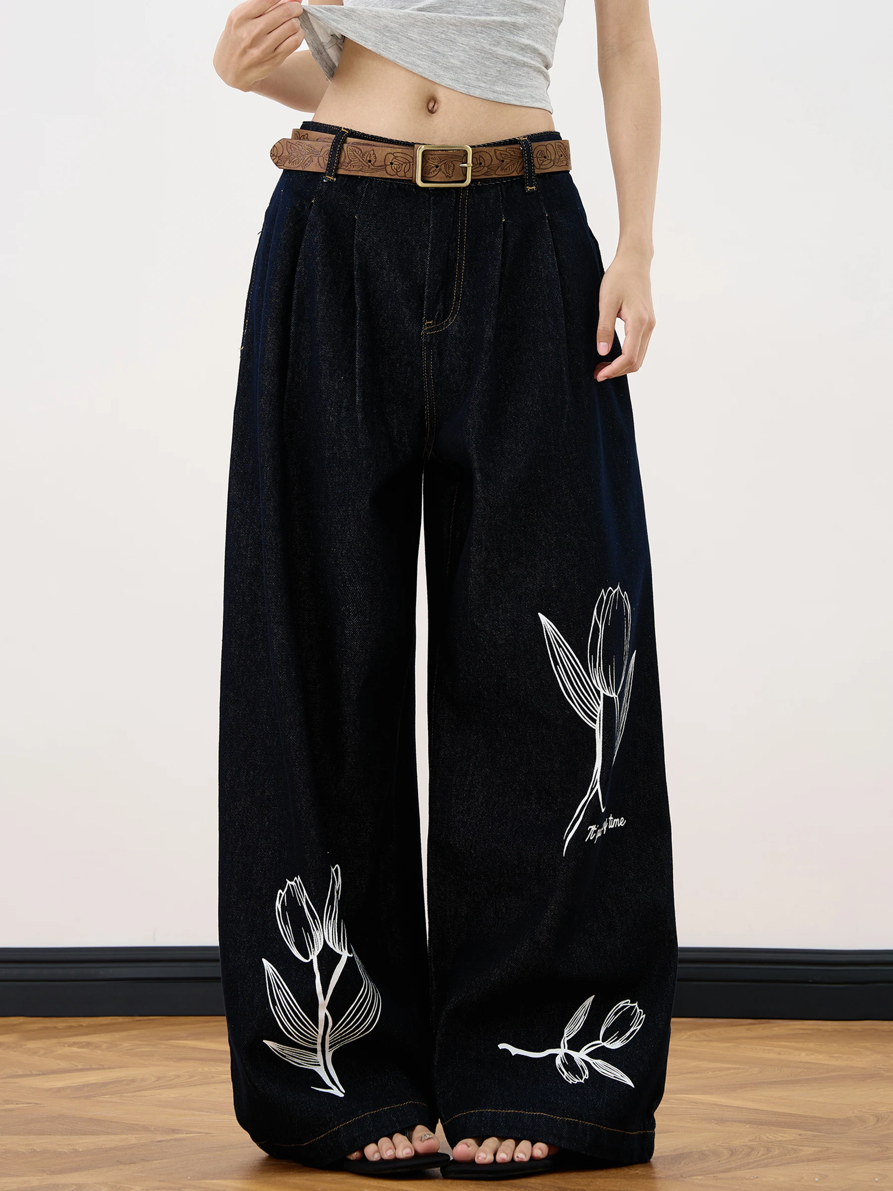 American Street Style Wide Leg Jeans Floral Print Loose Drapey Floor-Length Pants Casual High Waist Long Trousers for Women
American Street Style Wide Leg Jeans Floral Print Loose Drapey Floor-Length Pants Casual High Waist Long Trousers for Women