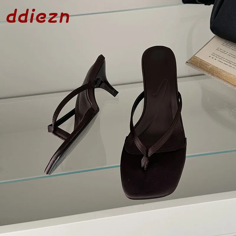Fashion Square Toe Ladies Thin Heel Slippers Slides Female Flip flops Sandals Pumps Women Heeled Slippers Shoes Spring Summer
Fashion Square Toe Ladies Thin Heel Slippers Slides Female Flip flops Sandals Pumps Women Heeled Slippers Shoes Spring Summer