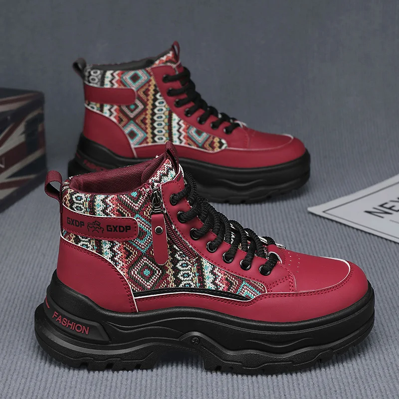 Autumn New Retro Boots - Fashion Versatile High-Top Casual Shoes for Men, Vintage Leather Lace-Up Ankle Boots
Autumn New Retro Boots - Fashion Versatile High-Top Casual Shoes for Men, Vintage Leather Lace-Up Ankle Boots