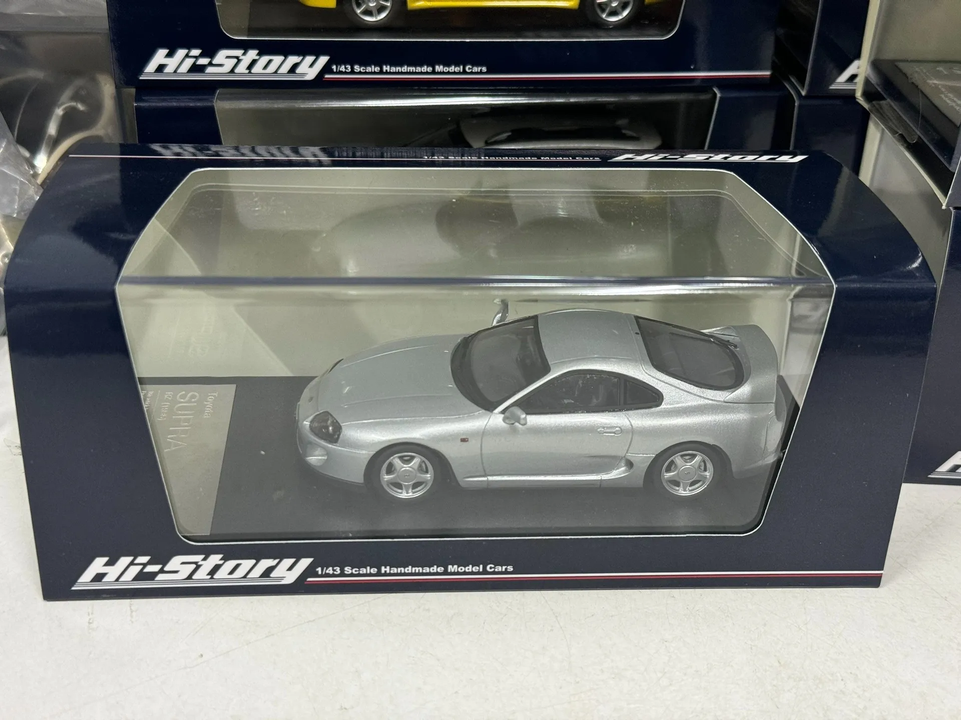 Литая под давлением HI Story масштаб 1/34, модель автомобиля из смолы Toyota Supra, Коллекционная игрушка, подарок, сувенир, украшение для дисплея
Литая под давлением HI Story масштаб 1/34, модель автомобиля из смолы Toyota Supra, Коллекционная игрушка, подарок, сувенир, украшение для дисплея