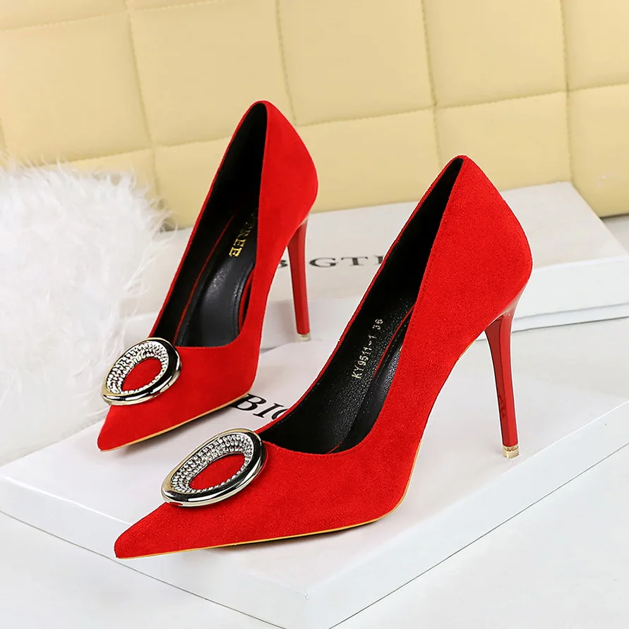 BIGTREE 2025 Spring Sexy Women's Fashion Shoes Pumps Thin Shallow Mouth Pointed Eetal Rhinestone Buckle Prom Party High Heels
BIGTREE 2025 Spring Sexy Women's Fashion Shoes Pumps Thin Shallow Mouth Pointed Eetal Rhinestone Buckle Prom Party High Heels