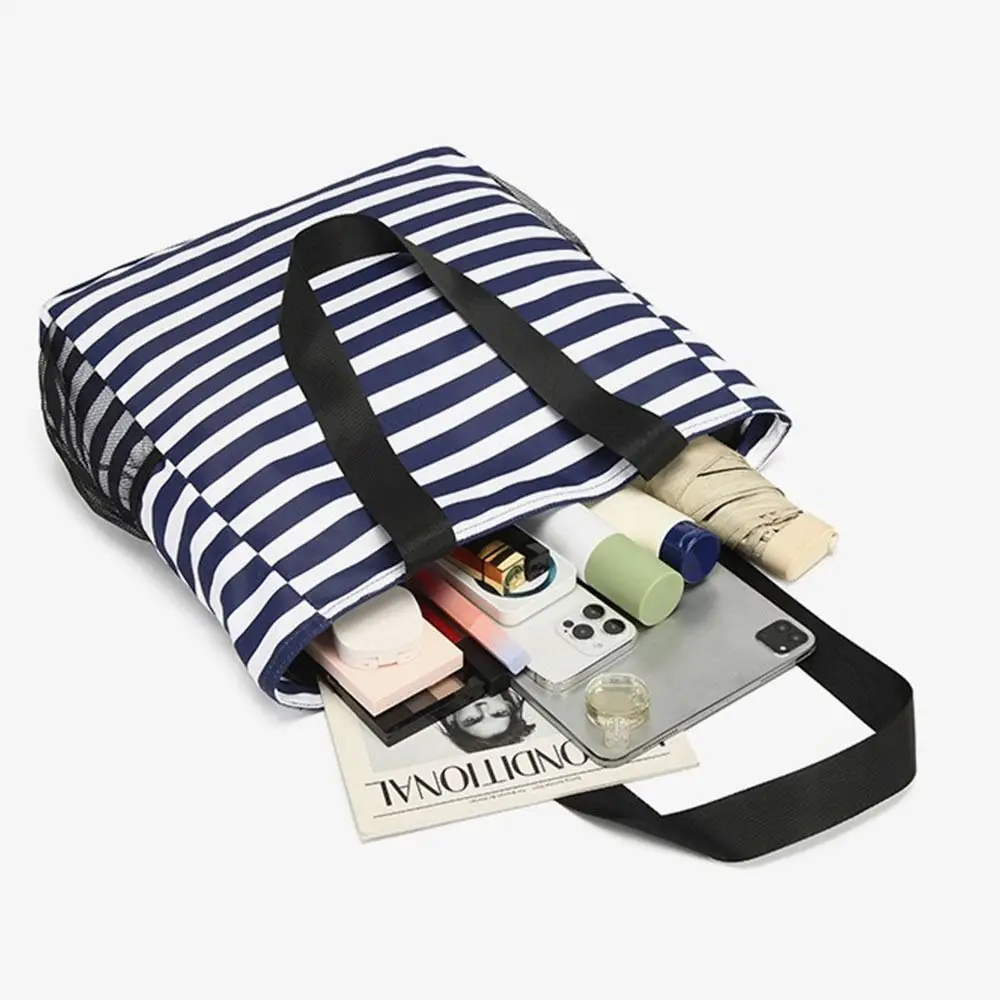 Large Capacity Women Tote Shoulder Bag Zipper Closure Foldable Striped Handbag Multi-pocket Waterproof Fitness Storage Bag
Large Capacity Women Tote Shoulder Bag Zipper Closure Foldable Striped Handbag Multi-pocket Waterproof Fitness Storage Bag