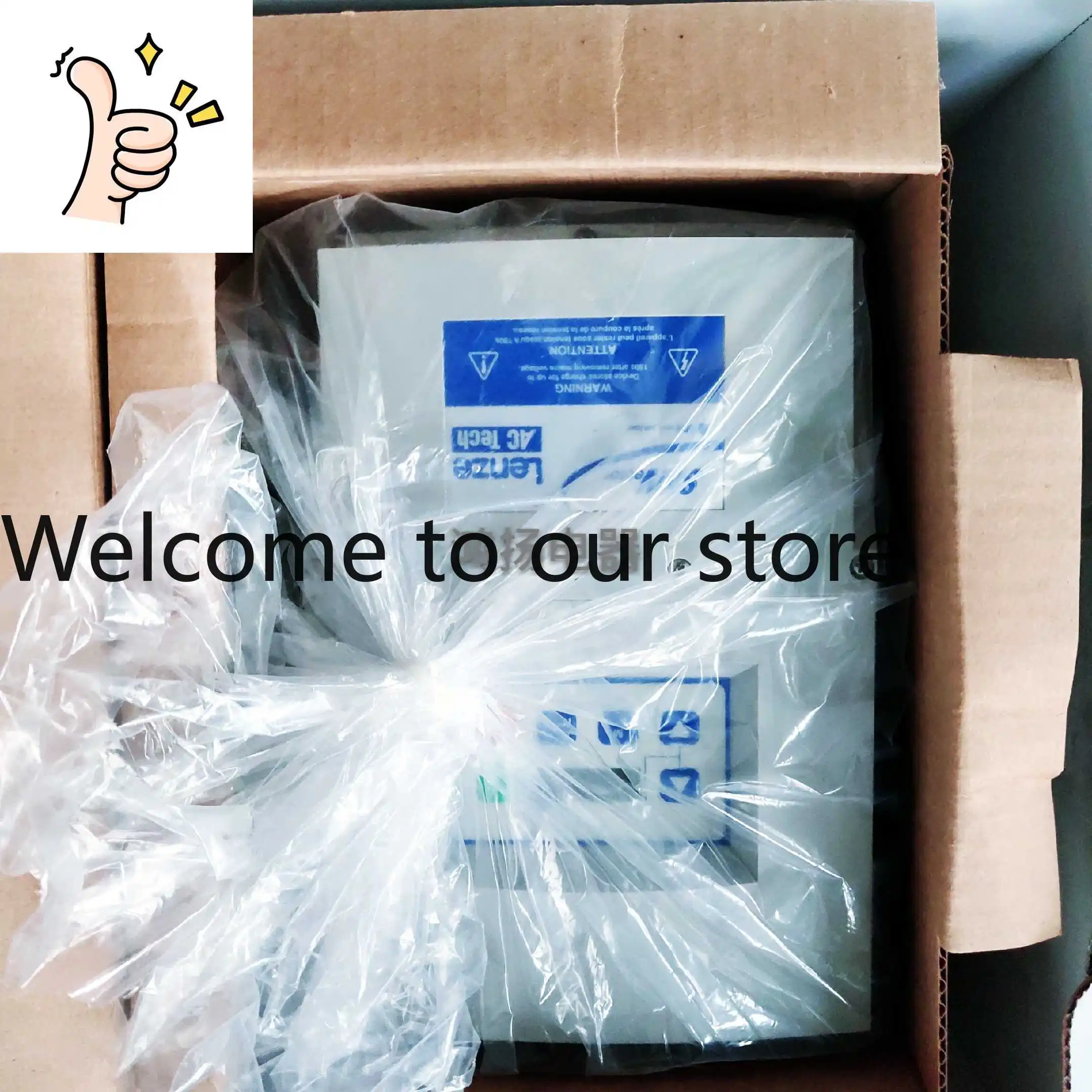 Lenze ESV752N04TFD000XX1B41 7.5KW 400-480V
Lenze ESV752N04TFD000XX1B41 7.5KW 400-480V