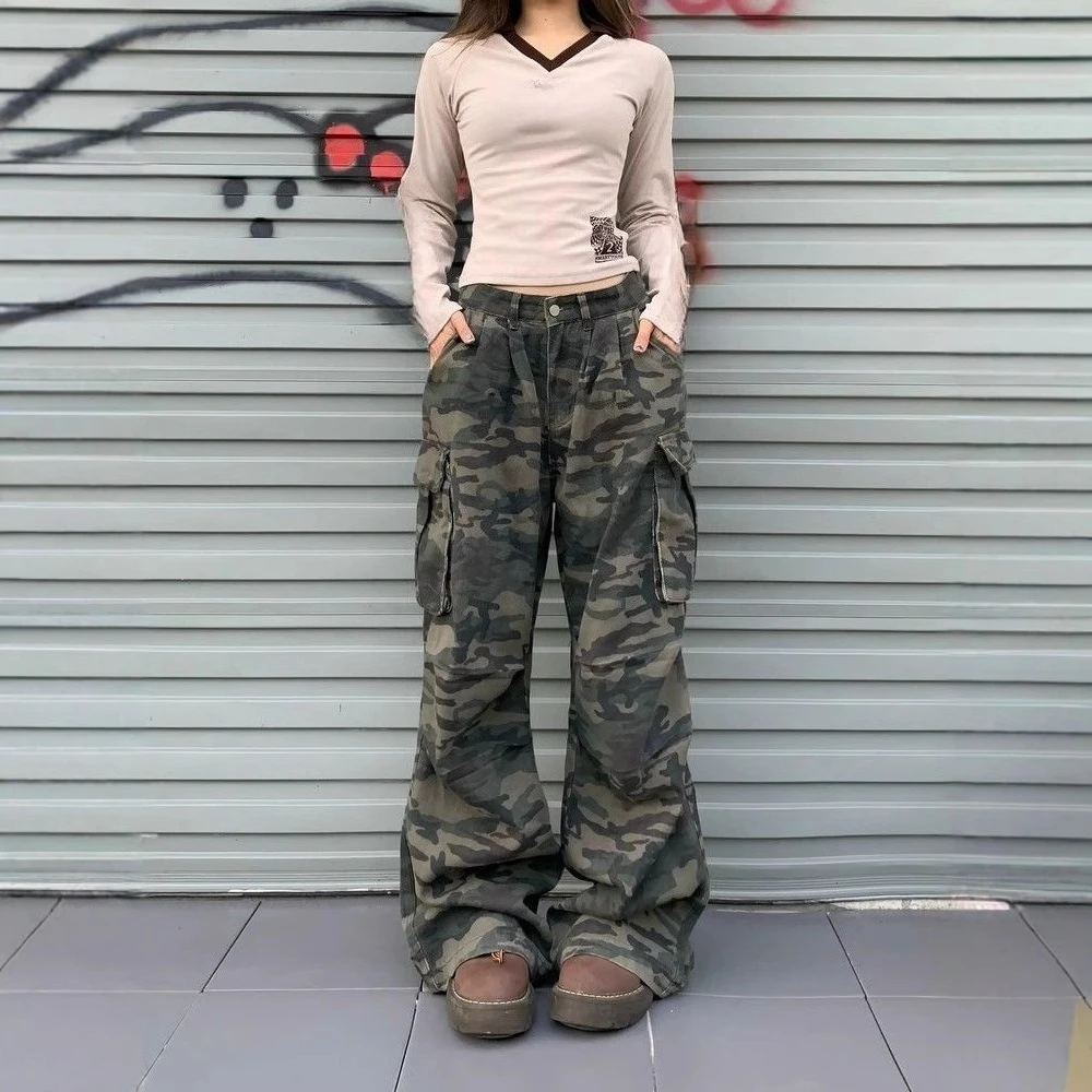 Женские стильные джинсовые брюки-карго с множеством карманов, камуфляжные, в американском винтажном стиле, облегающие, повседневные, с широкими штанинами
Женские стильные джинсовые брюки-карго с множеством карманов, камуфляжные, в американском винтажном стиле, облегающие, повседневные, с широкими штанинами