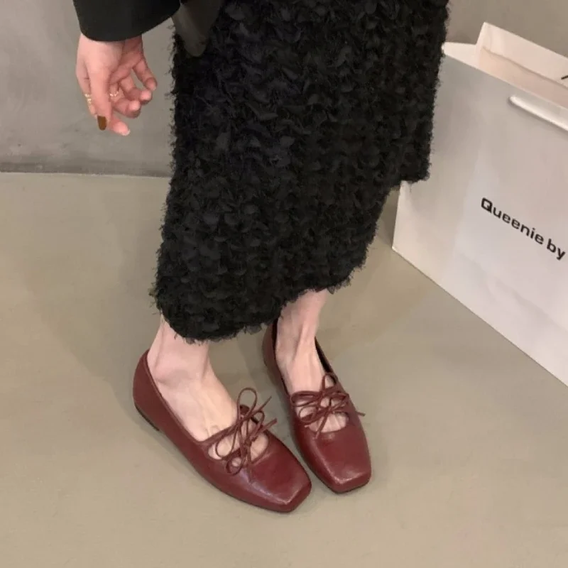 Sweet Double Bowknot Women Mary Jane Shoes New 2024 Square Toe Dress Flat Shoe Ladies Red Soft Sole Shoes Zapatos
Sweet Double Bowknot Women Mary Jane Shoes New 2024 Square Toe Dress Flat Shoe Ladies Red Soft Sole Shoes Zapatos