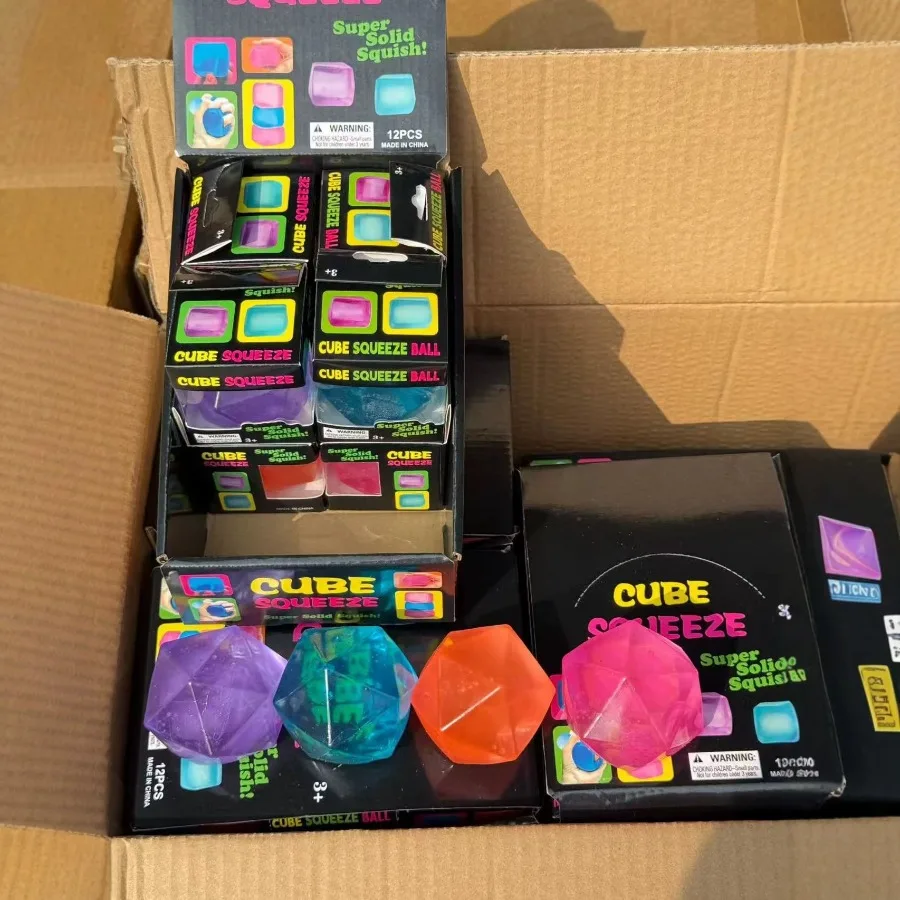 Cross-border hit diamond cube maltose pinching music decompression venting artifact sensory toys pinching wholesale
Cross-border hit diamond cube maltose pinching music decompression venting artifact sensory toys pinching wholesale