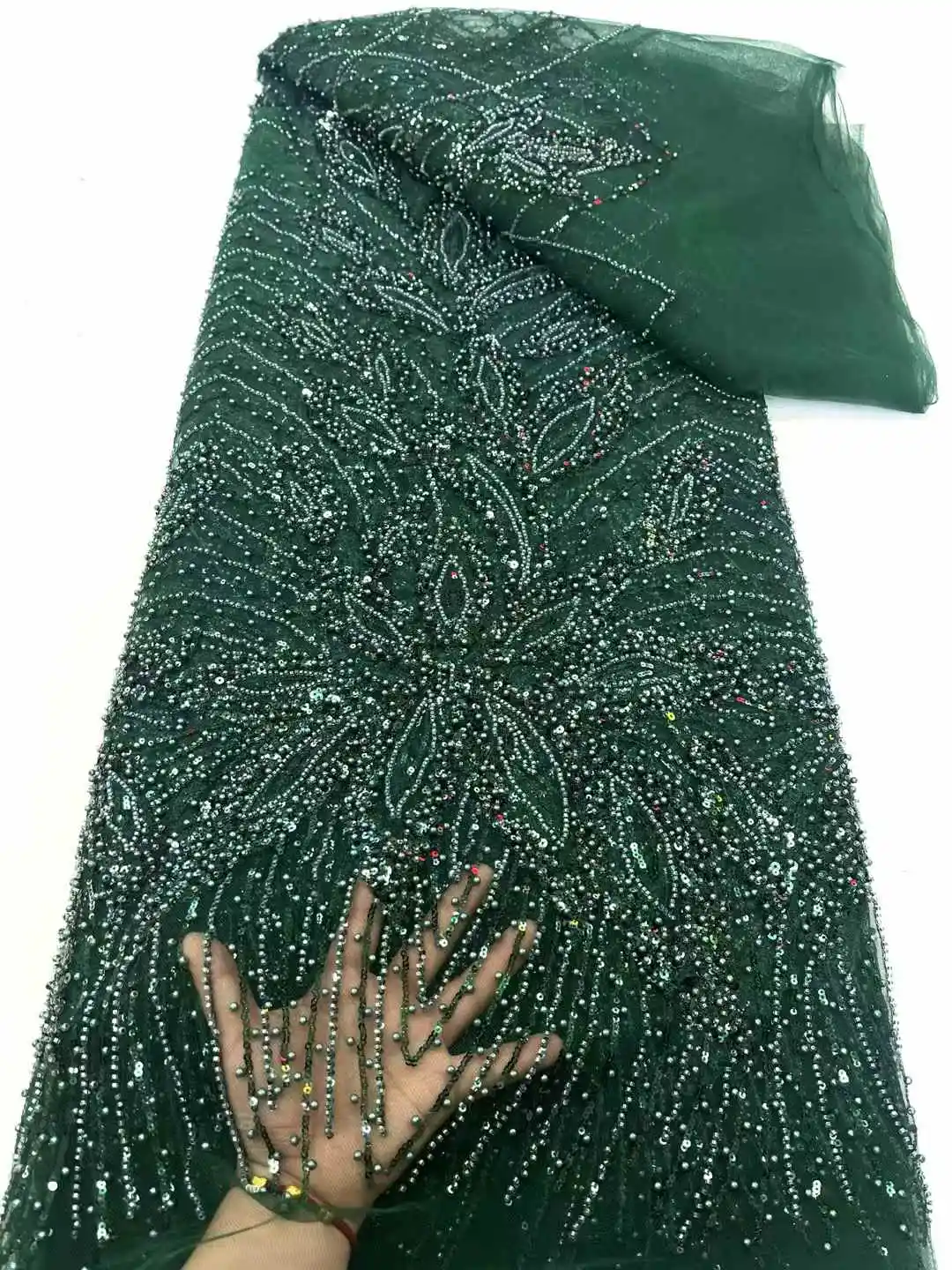 2025 Latest Nigerian Lace Fabrics Fashion Women African Tull Lace Luxury Beaded Sequins Lace Fabrics For Wedding Dresses
2025 Latest Nigerian Lace Fabrics Fashion Women African Tull Lace Luxury Beaded Sequins Lace Fabrics For Wedding Dresses