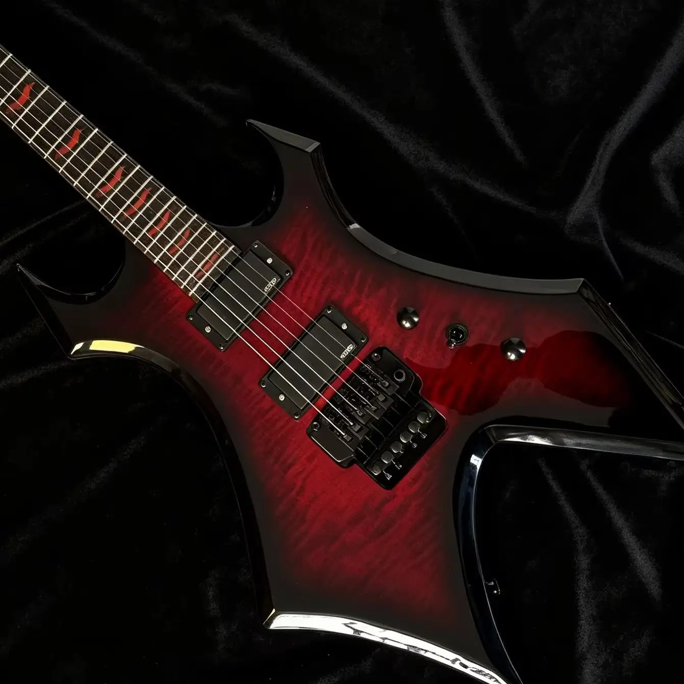 Costom Electric Guitar Red Burst Warlock Extreme Beast Flamed Top 6 String HH Active Electric Guitar-Themed Gift Free Shipping
Costom Electric Guitar Red Burst Warlock Extreme Beast Flamed Top 6 String HH Active Electric Guitar-Themed Gift Free Shipping