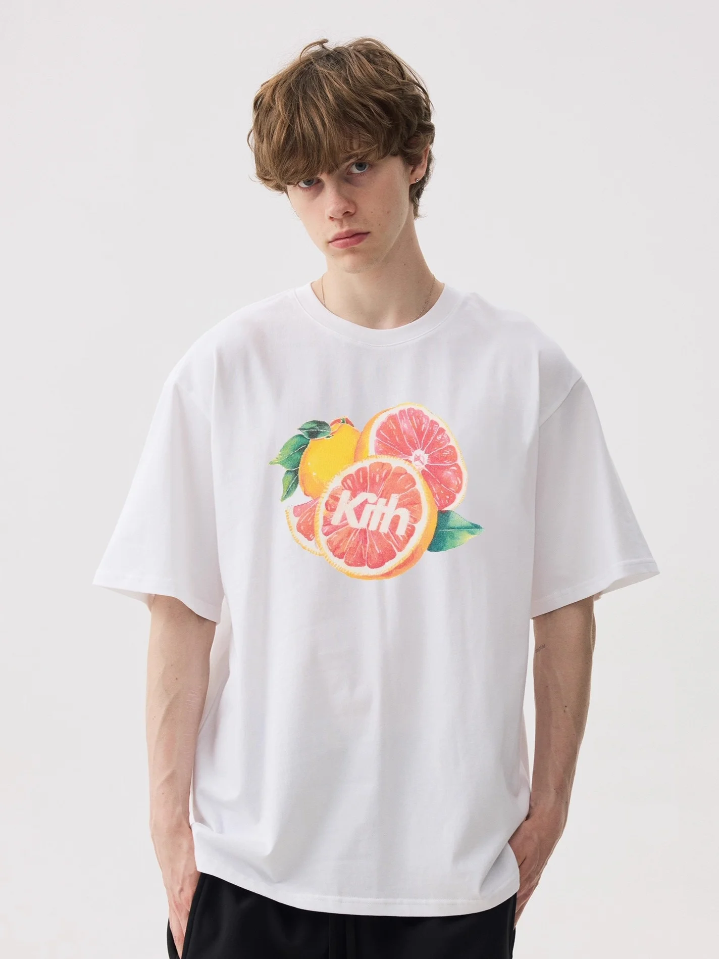 KITH Summer Orange Fruit Print round Neck Loose Fit Cotton Short Sleeve T-Shirt Unisex Casual Wear Comfortable Anti-pilling
KITH Summer Orange Fruit Print round Neck Loose Fit Cotton Short Sleeve T-Shirt Unisex Casual Wear Comfortable Anti-pilling