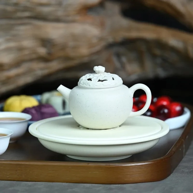 140ml Tradition Yixing Purple Clay Teapot Household Handmade Tea Pot Raw Ore White Mud Kettle Chinese Zisha Tea Set Collection
140ml Tradition Yixing Purple Clay Teapot Household Handmade Tea Pot Raw Ore White Mud Kettle Chinese Zisha Tea Set Collection