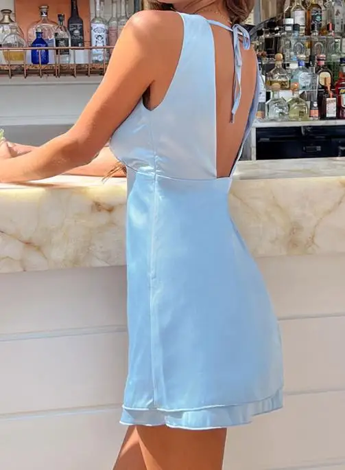 Women's Deep V Long Skirt Dress Autumn/Winter Vacation Wear 2025 Fashionable Casual Maxi Dress for Ladies 
Women's Deep V Long Skirt Dress Autumn/Winter Vacation Wear 2025 Fashionable Casual Maxi Dress for Ladies
