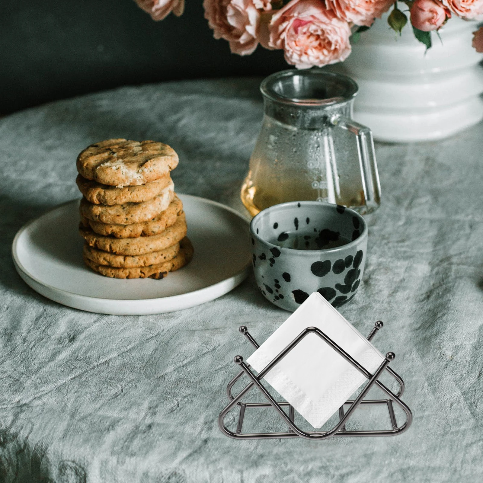 1pc Stylish Iron Napkin Holder Golden Tabletop Tissue Rack Stand Decorative Kitchen Counter for Dining Use
1pc Stylish Iron Napkin Holder Golden Tabletop Tissue Rack Stand Decorative Kitchen Counter for Dining Use