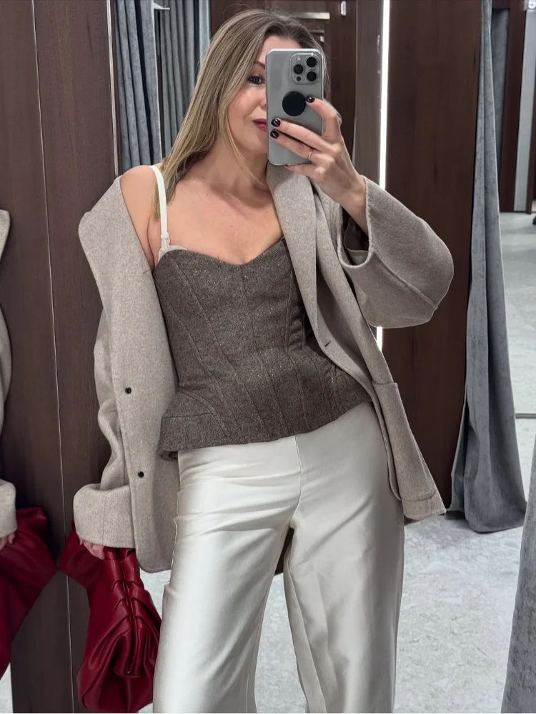 Women Contrast Patchwork Fishbone Sling Vest Sleeveless Sexy Off Shoulder Corset Bodycon Top 2026 Lady High Street Chic Top Wear
Women Contrast Patchwork Fishbone Sling Vest Sleeveless Sexy Off Shoulder Corset Bodycon Top 2026 Lady High Street Chic Top Wear