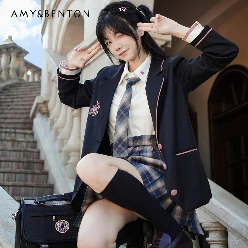 2024 New Japanese Jk Uniform Original College Style Autumn Suit Collar Dark Blazer With White Long Sleeves Shirt Suit For Girls
2024 New Japanese Jk Uniform Original College Style Autumn Suit Collar Dark Blazer With White Long Sleeves Shirt Suit For Girls