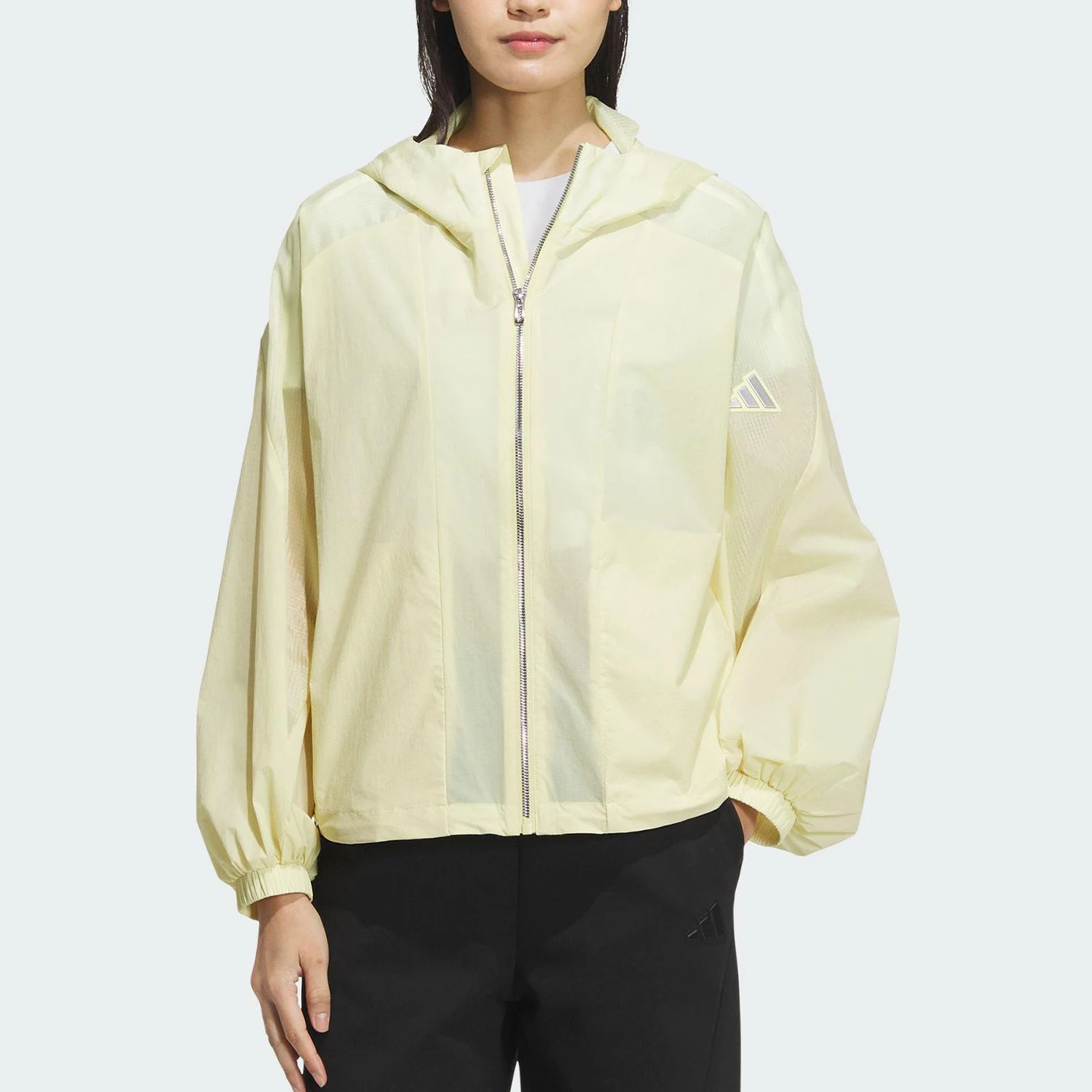 Adidas Authentic Summer Women's Sports Sun Protection Breathable Sports Jacket JZ1656
Adidas Authentic Summer Women's Sports Sun Protection Breathable Sports Jacket JZ1656