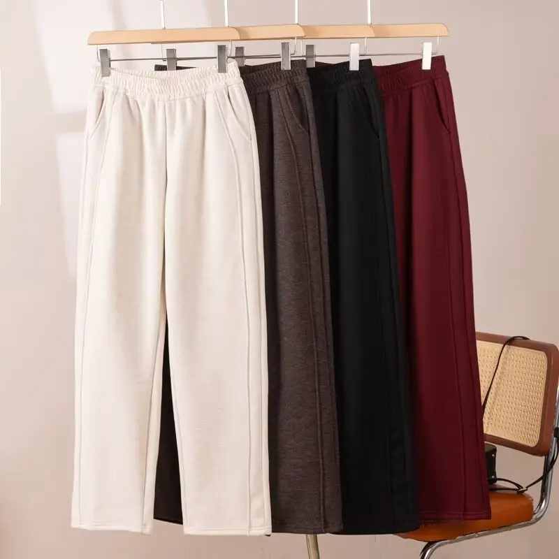Fleece Thicken Sweatpants Women's Warm Straight Trousers Winter High-waisted Loose Large-size Casual Pants Mother Wide-leg Pants
Fleece Thicken Sweatpants Women's Warm Straight Trousers Winter High-waisted Loose Large-size Casual Pants Mother Wide-leg Pants