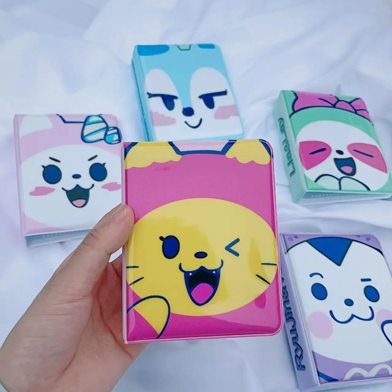 Kpop ITZY Card Album 36sheets Cartoon Cute Korean Style Small Card Storage 3 Inch Card Book Yeji Ryujin Fans Collection Gift
Kpop ITZY Card Album 36sheets Cartoon Cute Korean Style Small Card Storage 3 Inch Card Book Yeji Ryujin Fans Collection Gift