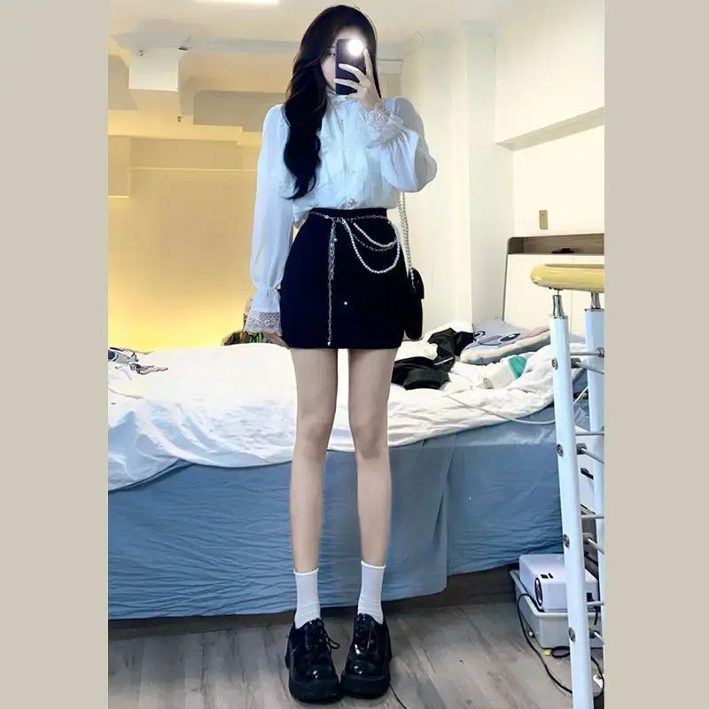 Super Immortal Palace Style Interior and Exterior Western-style Top for Women Versatile High-end Lace Temperament Trendy
Super Immortal Palace Style Interior and Exterior Western-style Top for Women Versatile High-end Lace Temperament Trendy