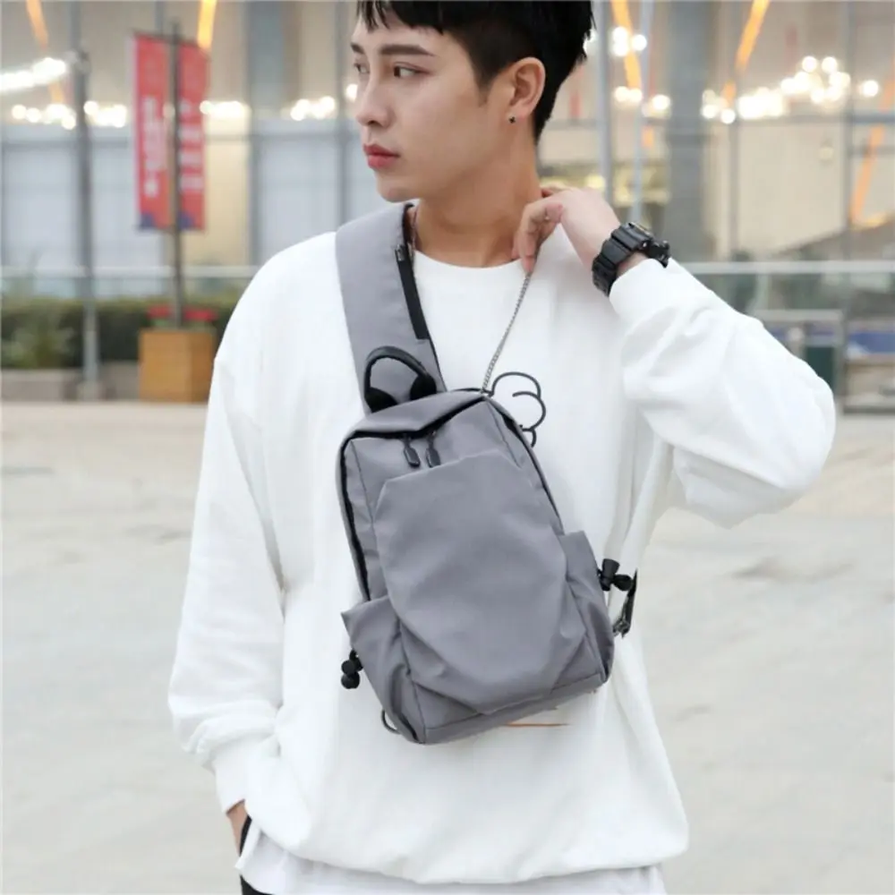 Simple Zipper Pocket Oxford Shoulder Bag Retro Waterproof Messenger Bag Storage Large Capacity Nylon Shoulder Bag Outdoor
Simple Zipper Pocket Oxford Shoulder Bag Retro Waterproof Messenger Bag Storage Large Capacity Nylon Shoulder Bag Outdoor