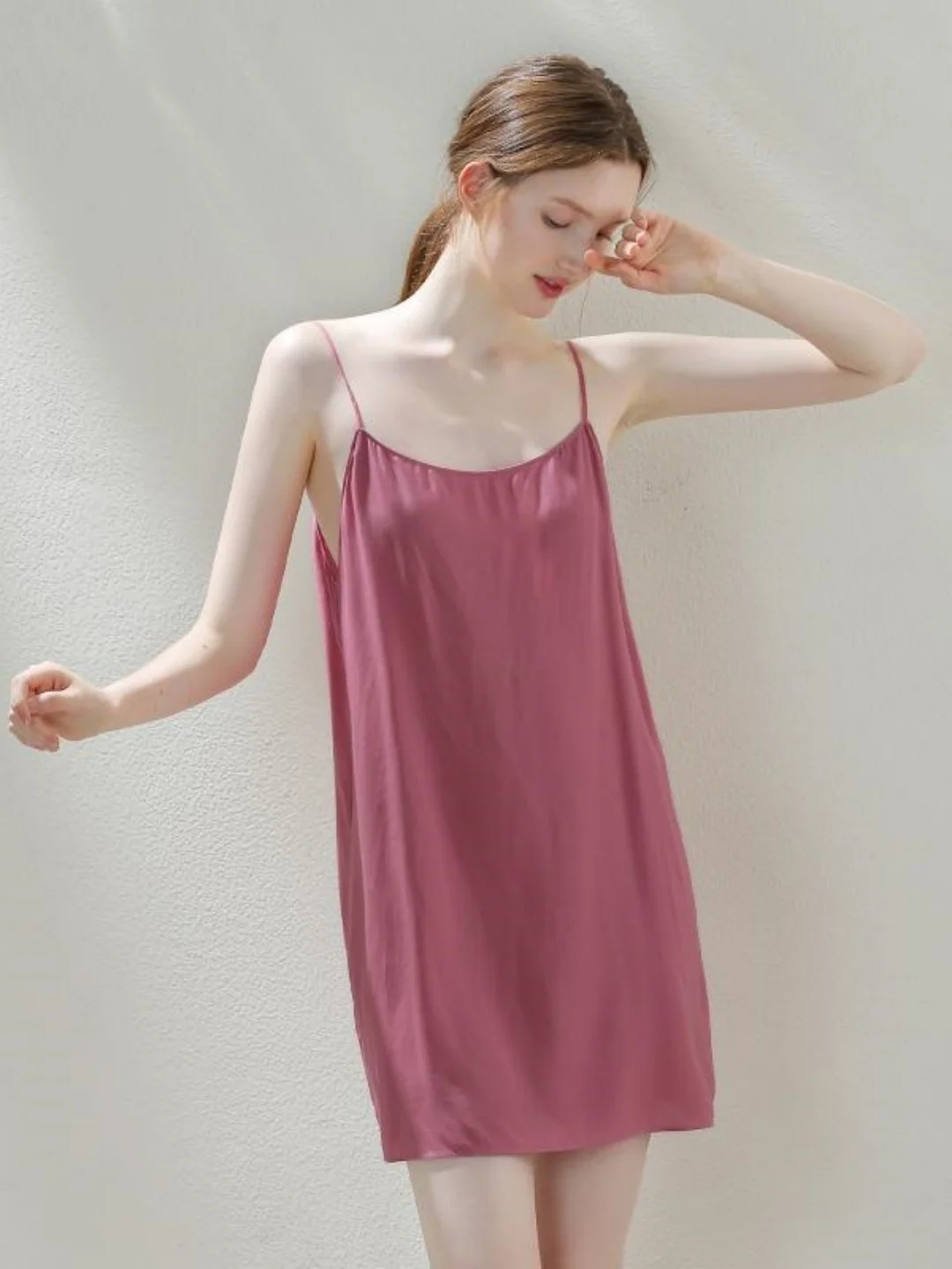 Simple Style Color Sleeveless Strap Sleep Dress Women plus Size Summer Thin High End Feeling Extra Large Size Sleepwear...
Simple Style Color Sleeveless Strap Sleep Dress Women plus Size Summer Thin High End Feeling Extra Large Size Sleepwear...