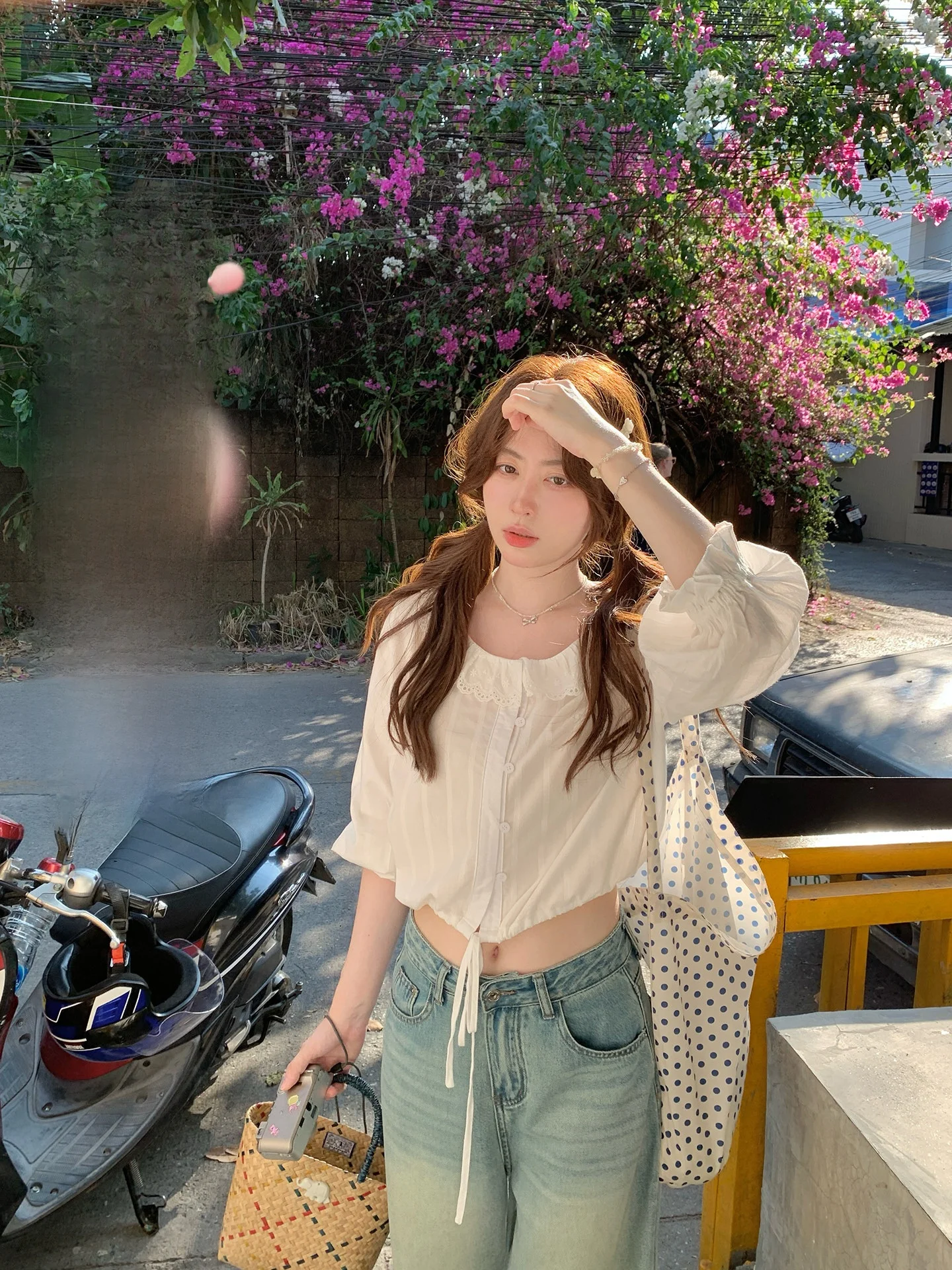 PtonUmi Sweet Style Long Sleeve Bubble Sleeve round Neck Women's Shirt Spring Summer Collection Floral Lace Trim Casual Wear
PtonUmi Sweet Style Long Sleeve Bubble Sleeve round Neck Women's Shirt Spring Summer Collection Floral Lace Trim Casual Wear