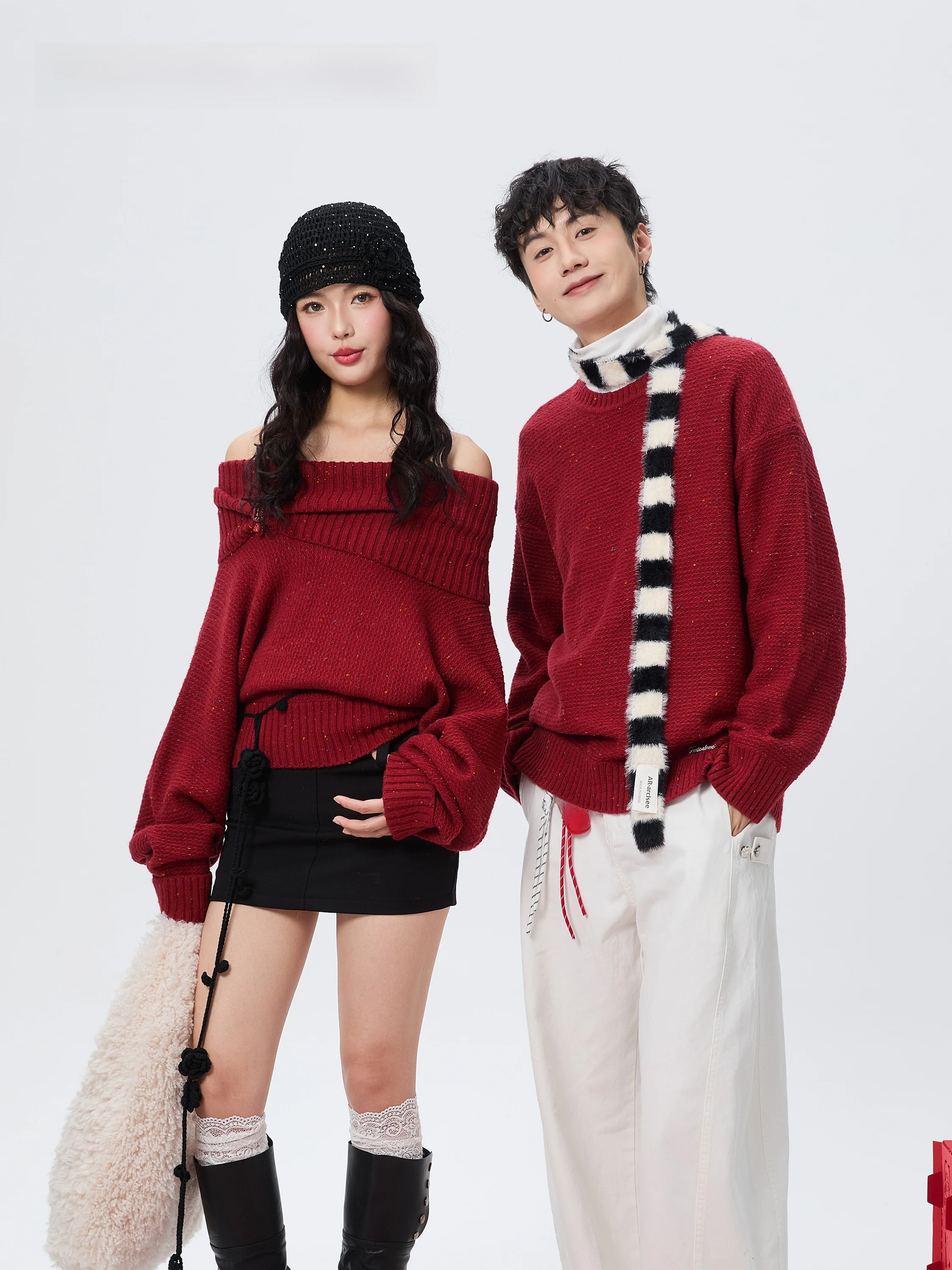 Couple's Knitted Red One-Shoulder Sweater New Year's Fashion Winter Warm Loose Fit Long Sleeve round Neck Casual Wear
Couple's Knitted Red One-Shoulder Sweater New Year's Fashion Winter Warm Loose Fit Long Sleeve round Neck Casual Wear