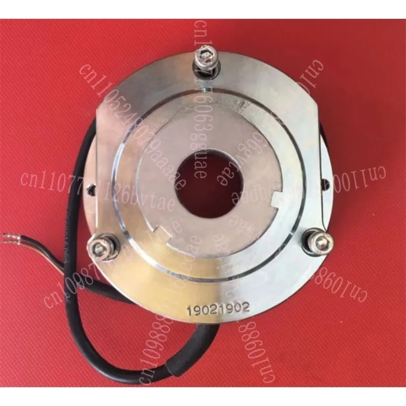 Подходит для оригинального абсолютно нового тормозного привода LR76927, FDB, 19021902180 В.
Подходит для оригинального абсолютно нового тормозного привода LR76927, FDB, 19021902180 В.