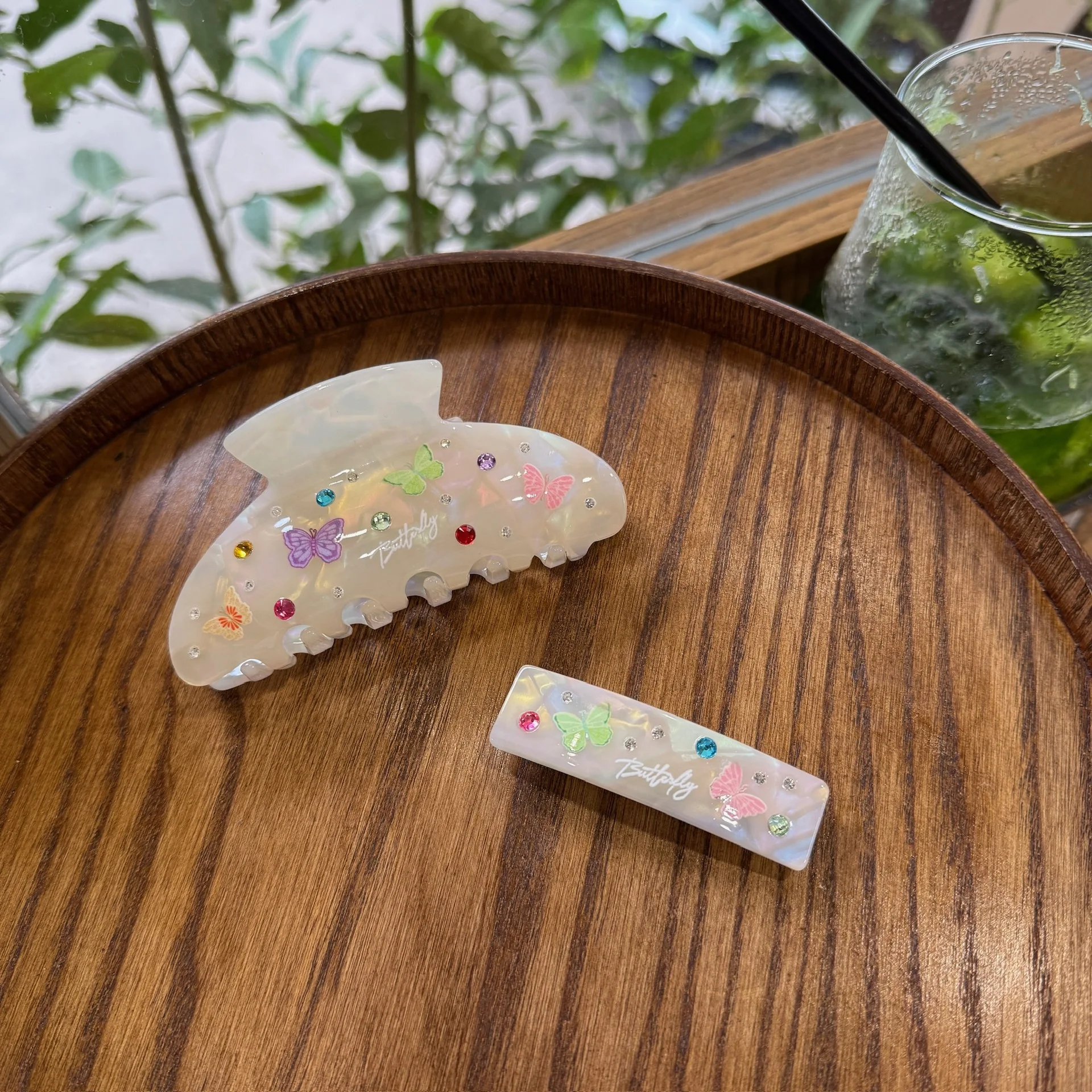 BYL New Rhinestone Butterfly Hair Clips Acetate Claw Clips Colorful Cute Versatile Clip Hairpin Hair Accessories for Women Girls
BYL New Rhinestone Butterfly Hair Clips Acetate Claw Clips Colorful Cute Versatile Clip Hairpin Hair Accessories for Women Girls
