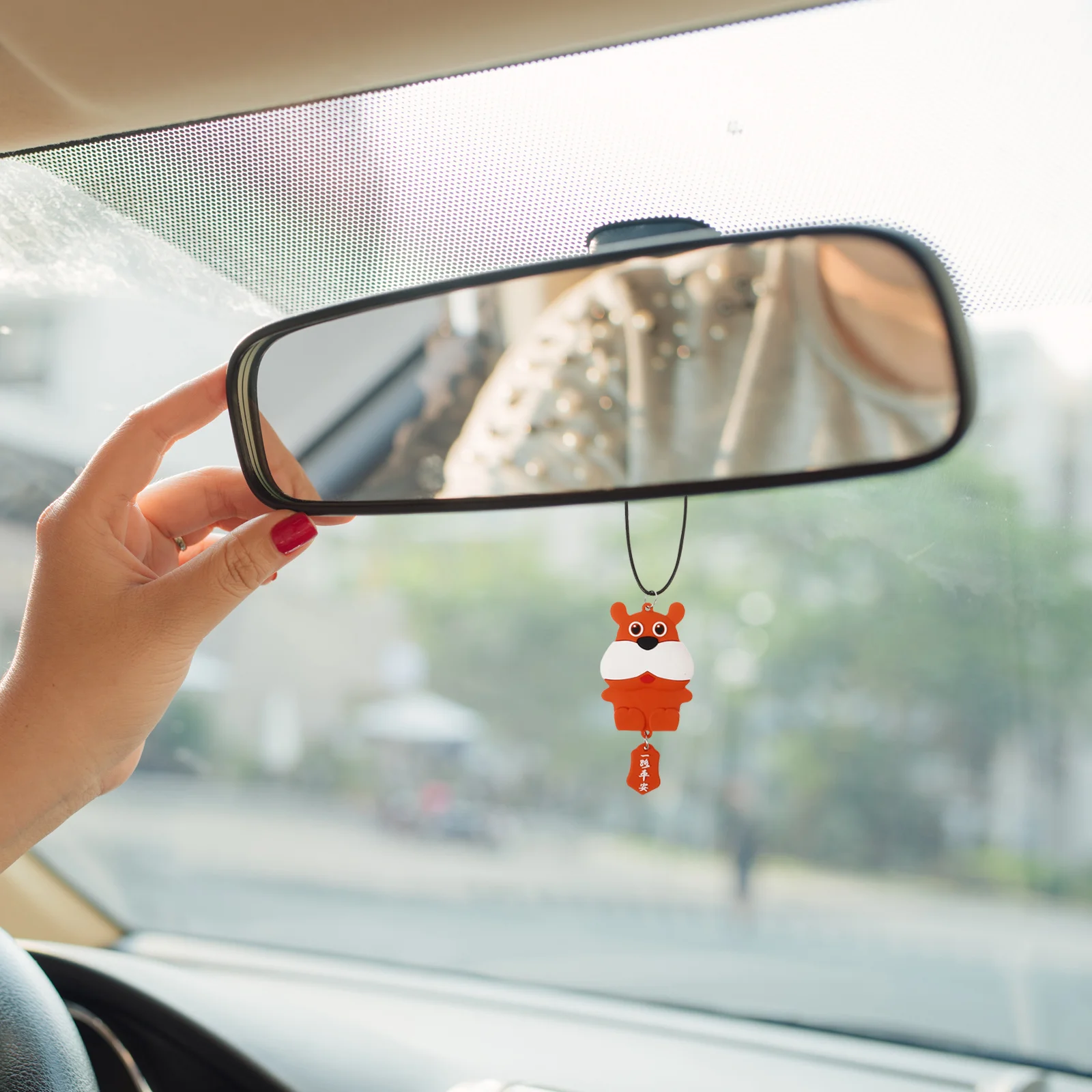 Car Hanging Ornament Cute Cartoon Style Rearview Mirror Pendant Hanging Car Accessories Interior Decorative Charm
Car Hanging Ornament Cute Cartoon Style Rearview Mirror Pendant Hanging Car Accessories Interior Decorative Charm