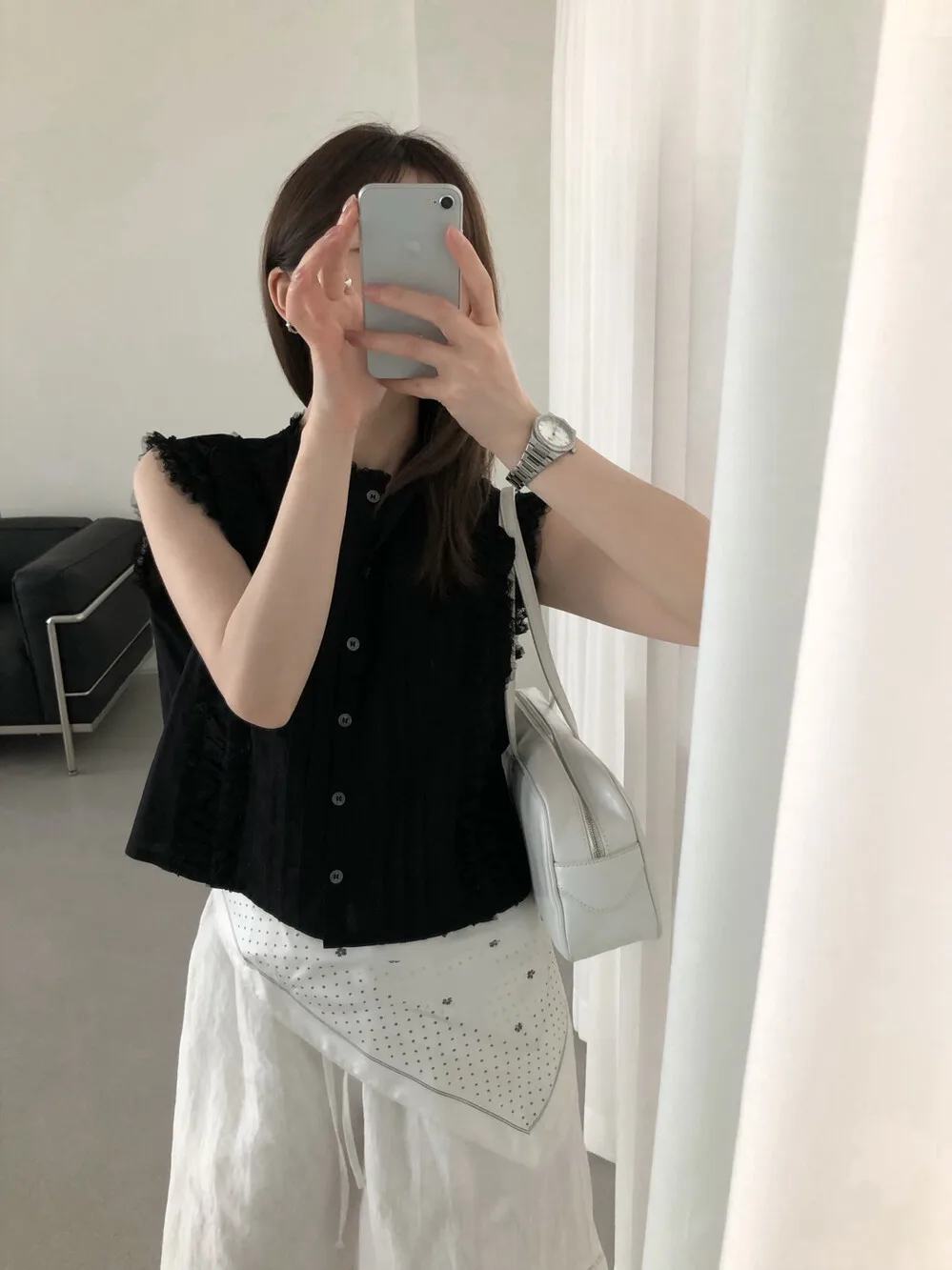 Lilian Heavy Industry Korean Style Slim Fit Lace Sleeveless Shirt Seven Meter Flax Lace Workmanship Small Top 82916
Lilian Heavy Industry Korean Style Slim Fit Lace Sleeveless Shirt Seven Meter Flax Lace Workmanship Small Top 82916