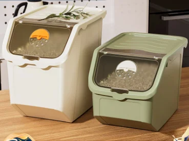 Medium size Pet Dog Cat Dry Food Storage Dispenser Containers Bucket with Measuring Cup
Medium size Pet Dog Cat Dry Food Storage Dispenser Containers Bucket with Measuring Cup