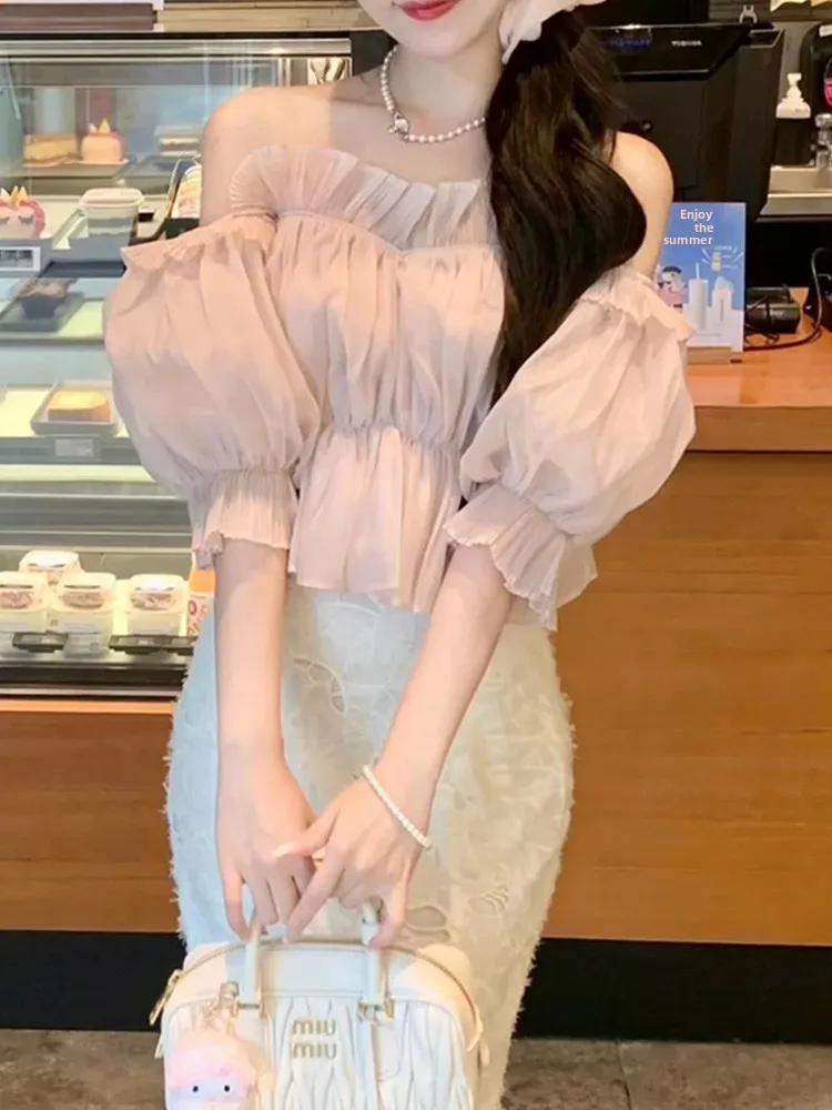 Sweet Short Bubble Sleeve Shirt Women's Fashion Spring Summer Casual Style Gathered Waist One Shoulder Top Polyester Fiber
Sweet Short Bubble Sleeve Shirt Women's Fashion Spring Summer Casual Style Gathered Waist One Shoulder Top Polyester Fiber
