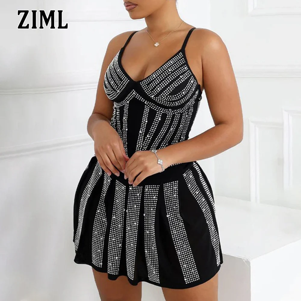 ZIML Solid Spliced Sequins Slimming Mini Dresses for Women V Neck Sleeveless High Wiast Elegant Backless Dress Female Fashion
ZIML Solid Spliced Sequins Slimming Mini Dresses for Women V Neck Sleeveless High Wiast Elegant Backless Dress Female Fashion