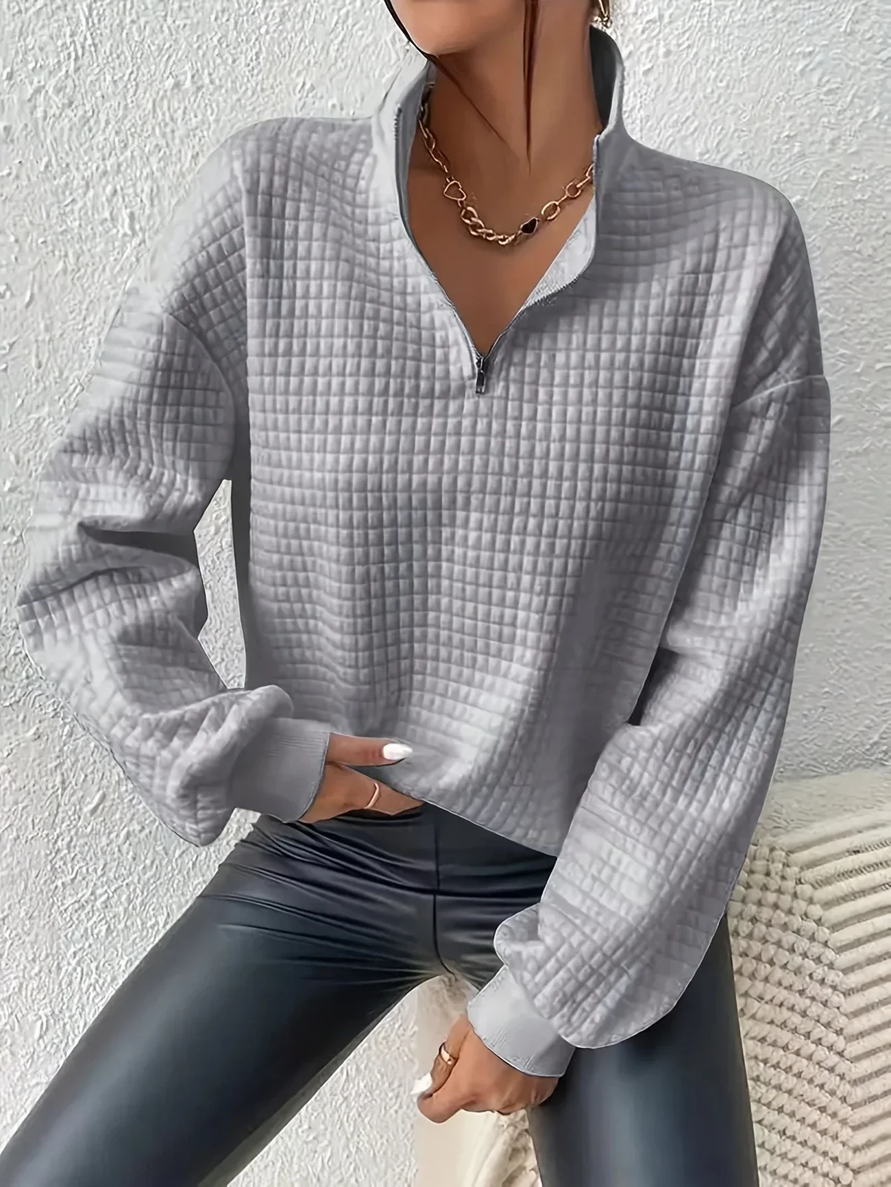 Plus Size 1XL-5XL Women's Fall Winter Fashion Long Sleeved Solid Color Pullover Women Casual Zipper Pullover Sweater
Plus Size 1XL-5XL Women's Fall Winter Fashion Long Sleeved Solid Color Pullover Women Casual Zipper Pullover Sweater