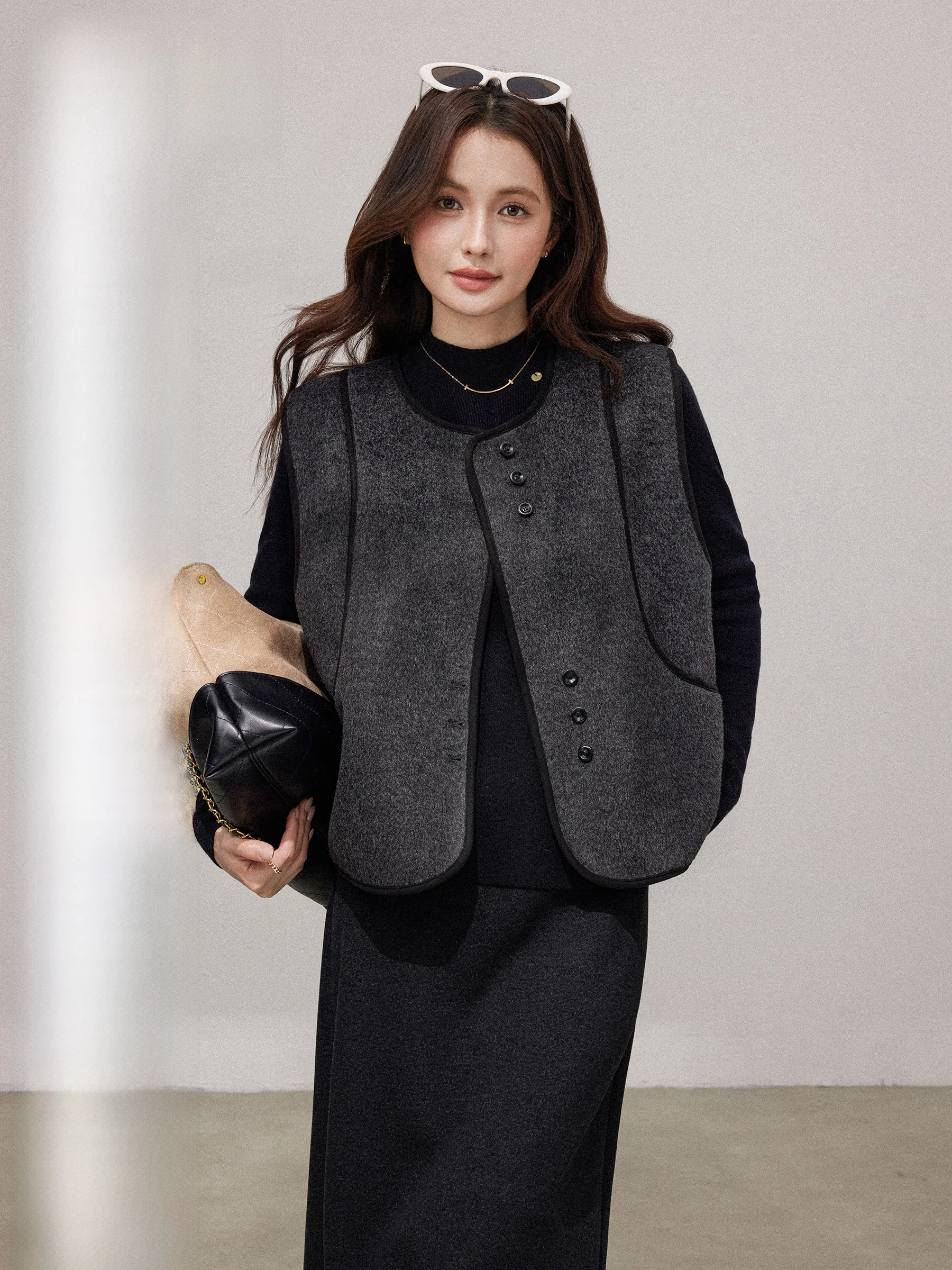 Модный шерстяной жилет, женская осенне-зимняя верхняя одежда, модная фасоль, маленький дух ветра, элитное ощущение
Модный шерстяной жилет, женская осенне-зимняя верхняя одежда, модная фасоль, маленький дух ветра, элитное ощущение