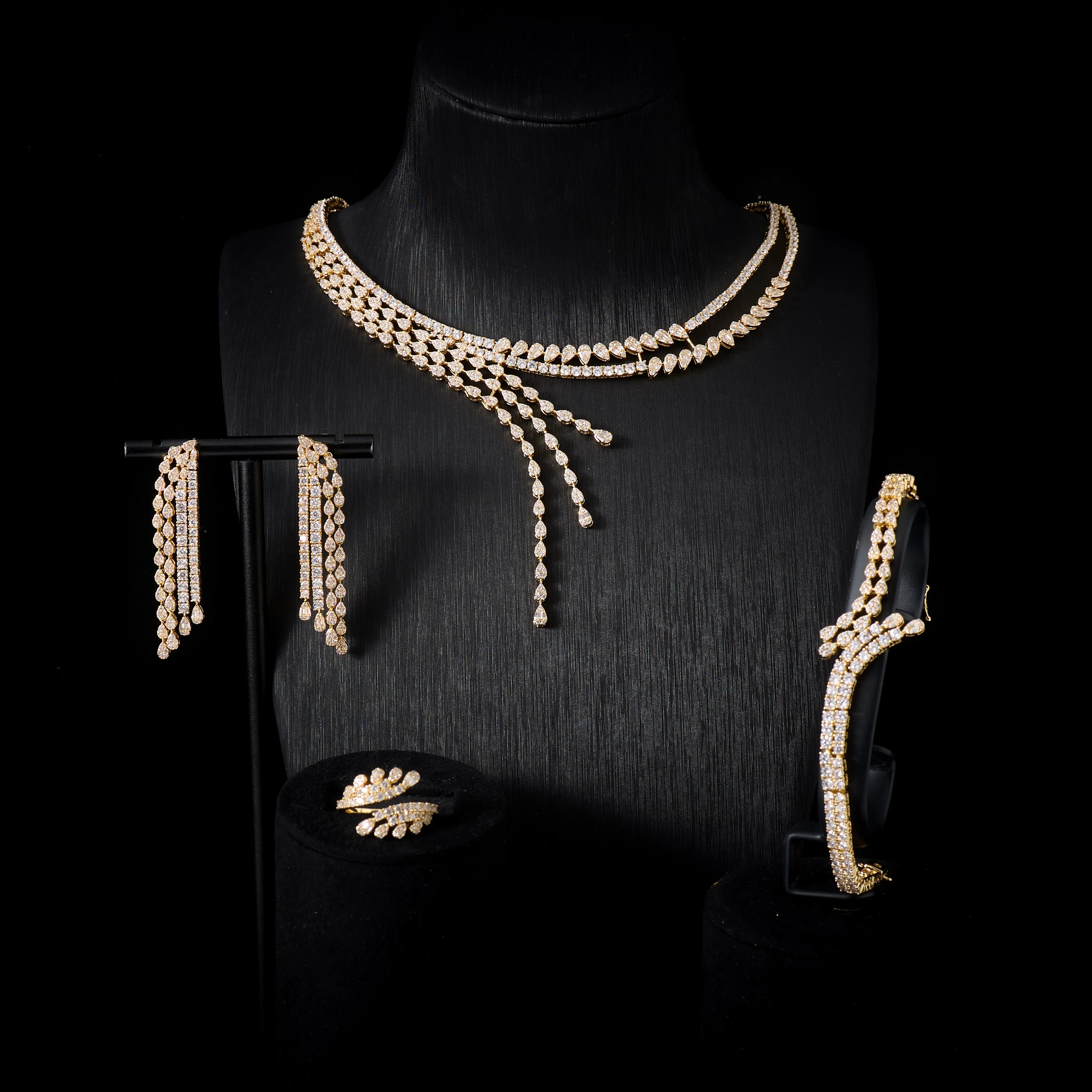 250604 Women Jewelry set Cubic Zirconia Bridal Necklace Sets DuBai Saudi Wedding Engagement Party Festival Jewel Accessory
250604 Women Jewelry set Cubic Zirconia Bridal Necklace Sets DuBai Saudi Wedding Engagement Party Festival Jewel Accessory